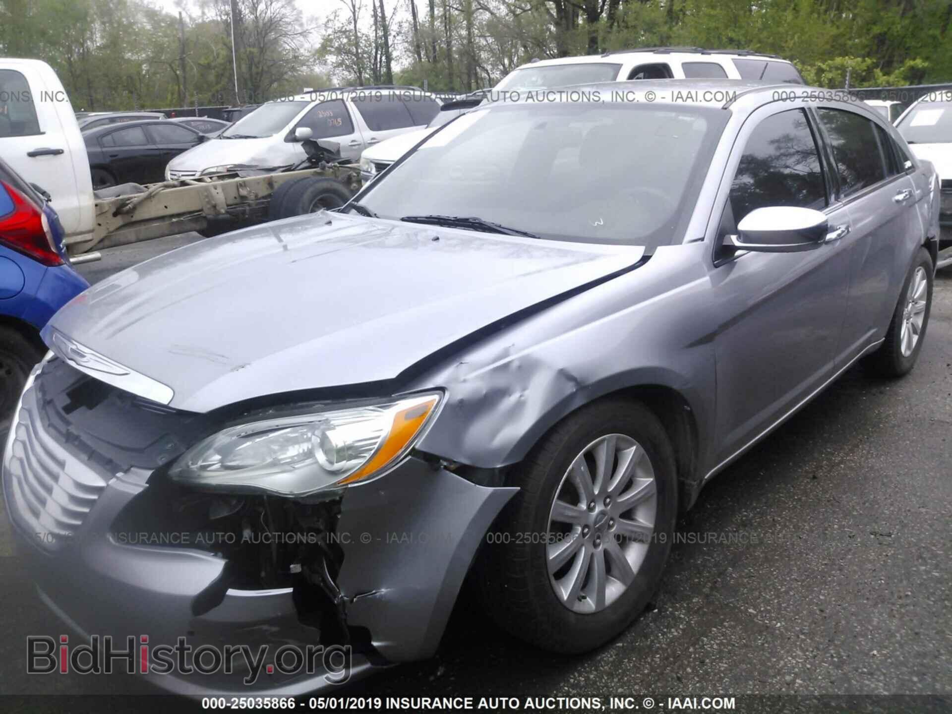 2013 CHRYSLER 200 - VIN: 1C3CCBCG9DN608217 - Photo 2
