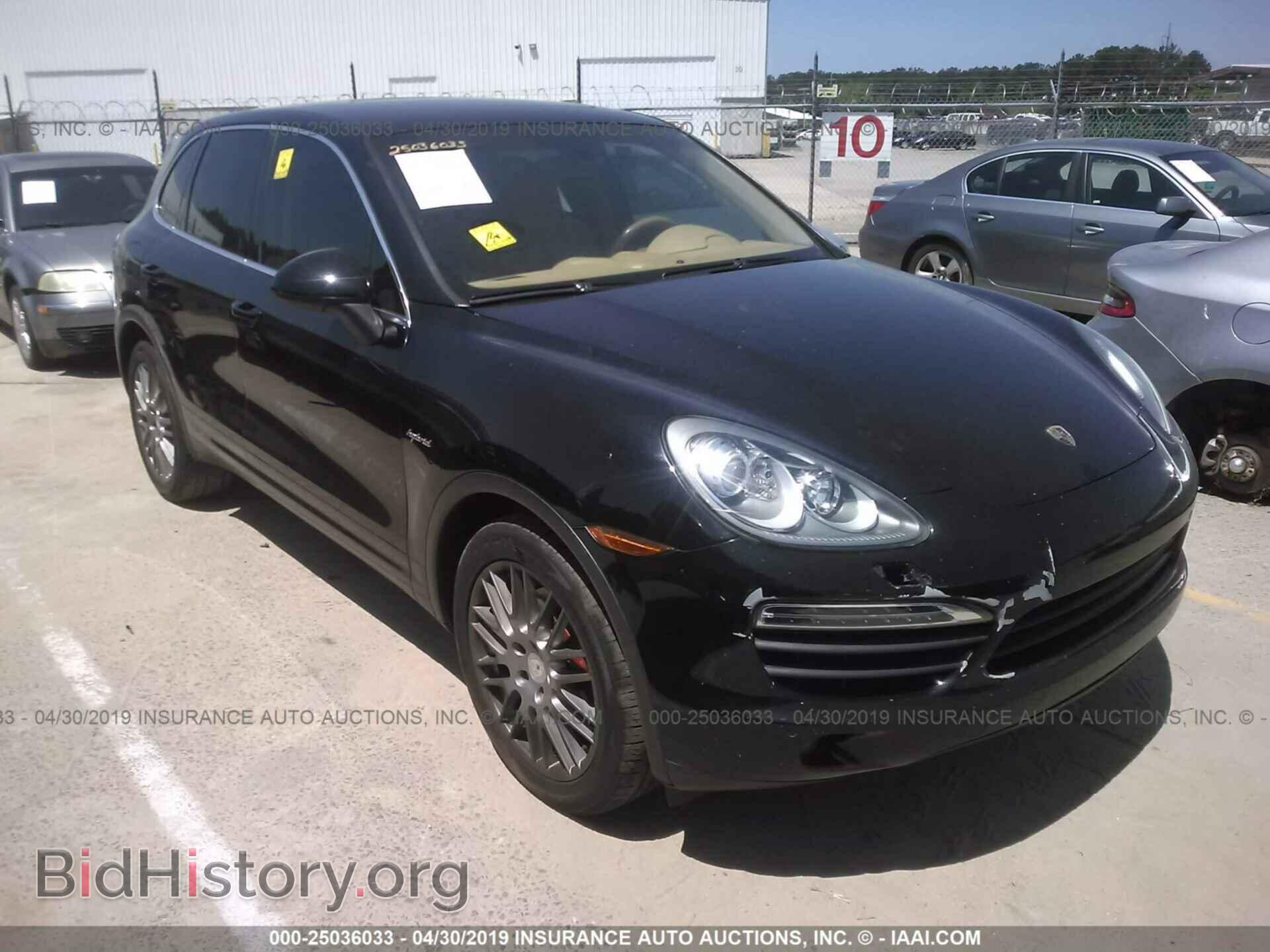Фотография WP1AE2A26CLA90970 - PORSCHE CAYENNE 2012