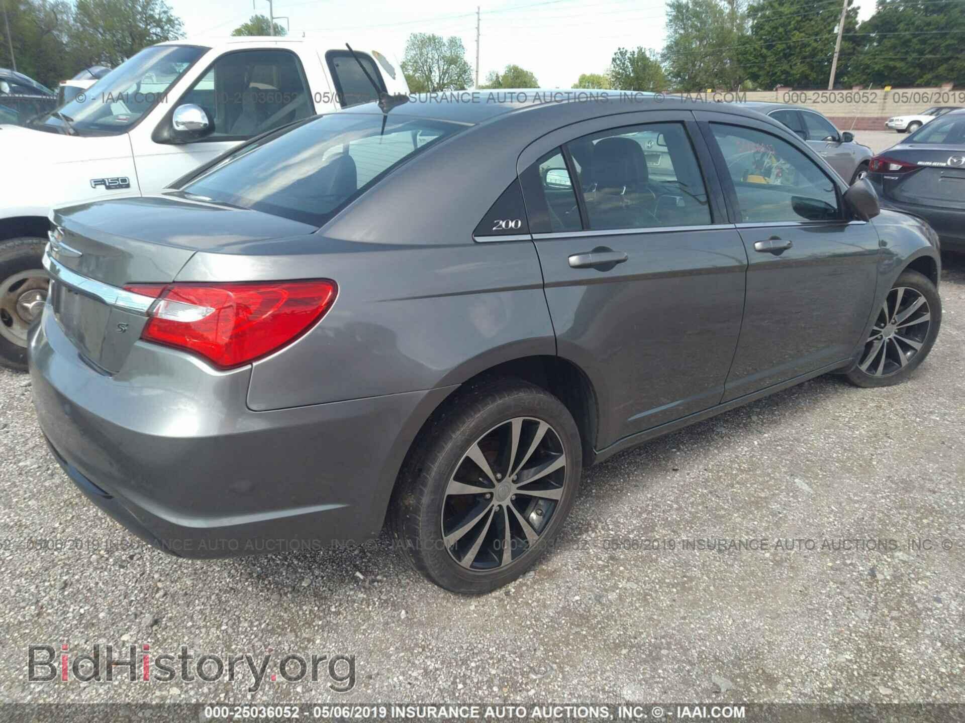 2011 CHRYSLER 200 - VIN: 1C3BC8FG4BN577675 - Фото 4