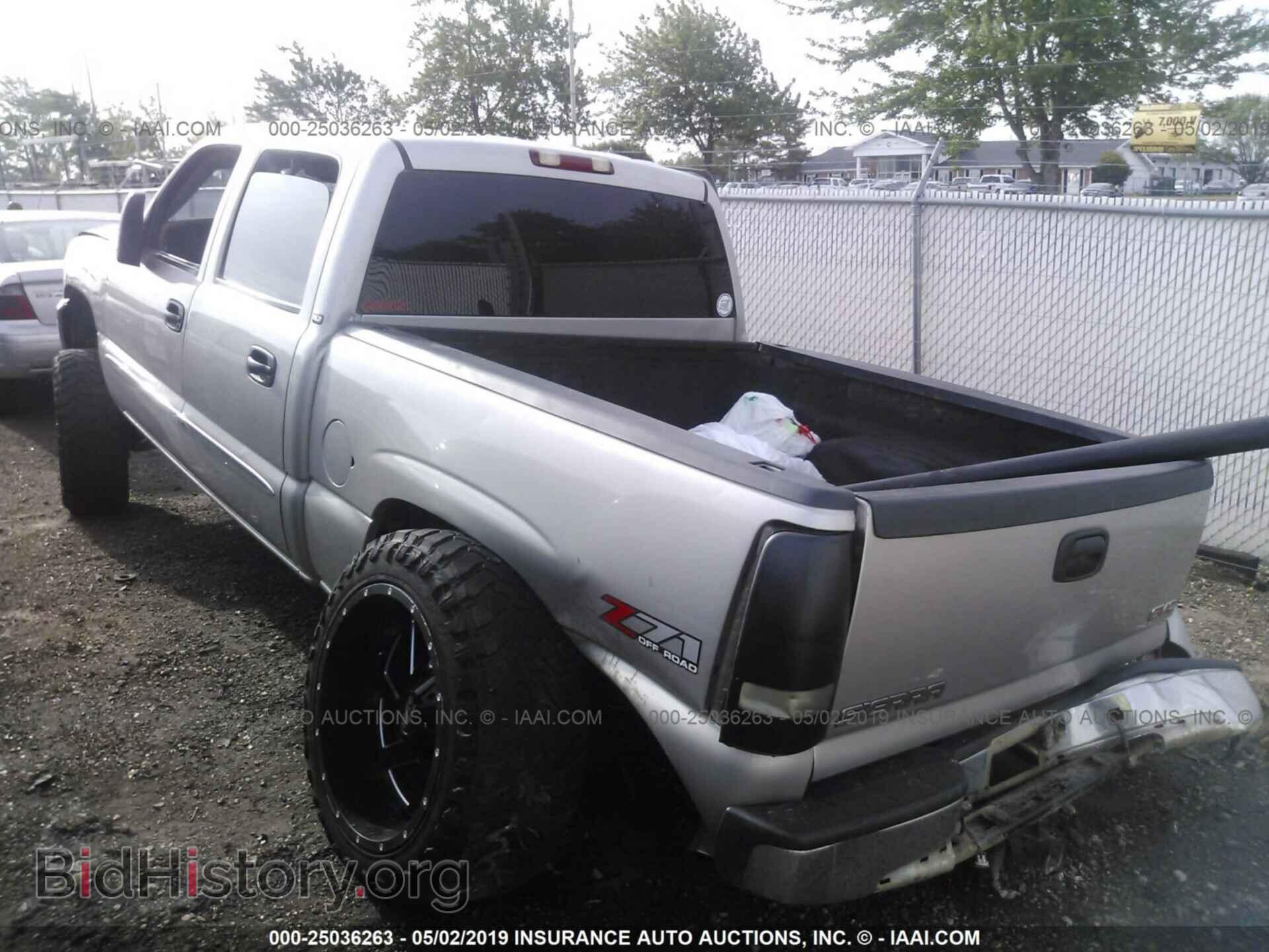 2004 GMC NEW SIERRA - VIN: 2GTEK13T041335068 - Фото 3
