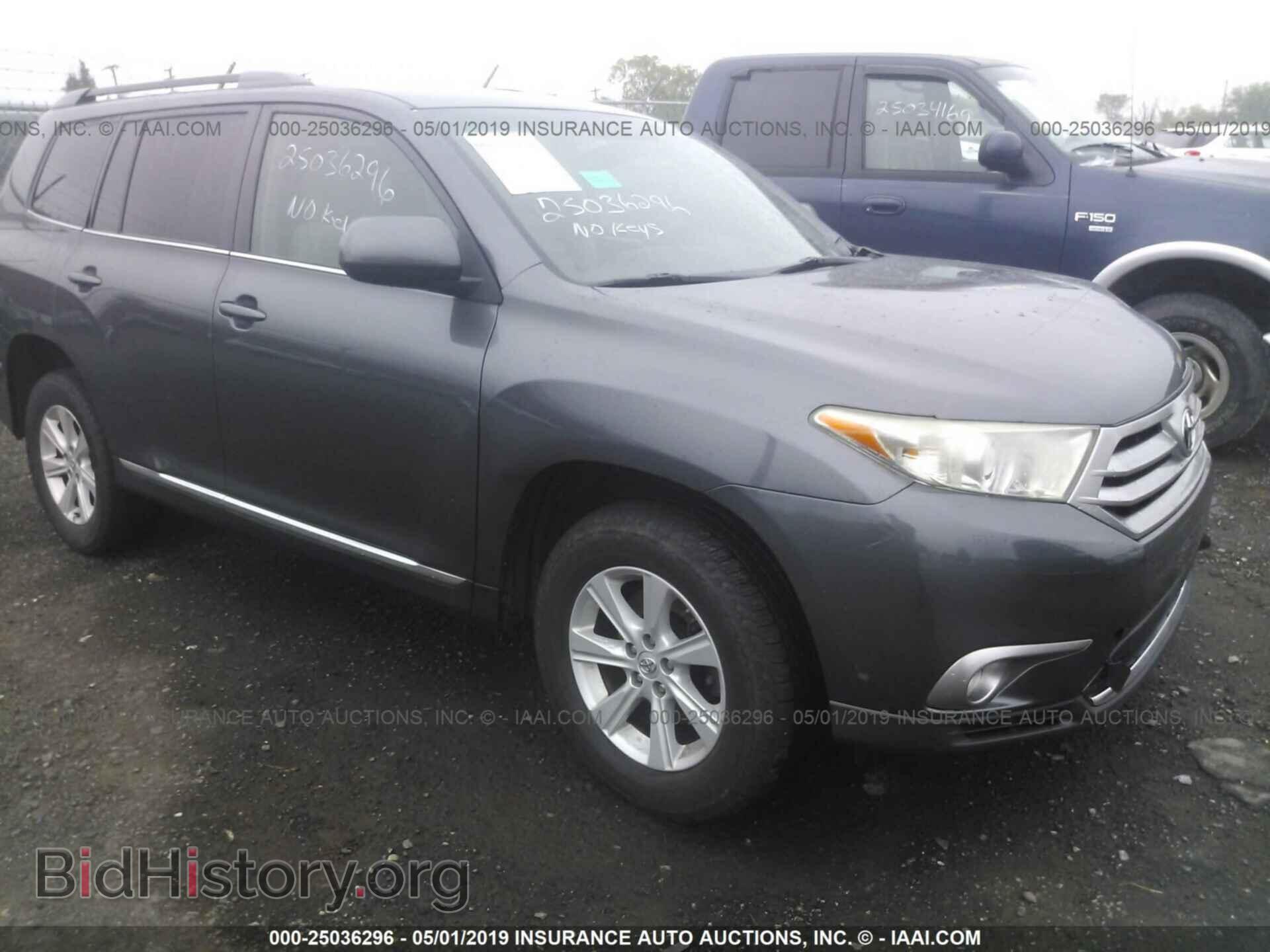 Photo 5TDBK3EH2BS044682 - TOYOTA HIGHLANDER 2011