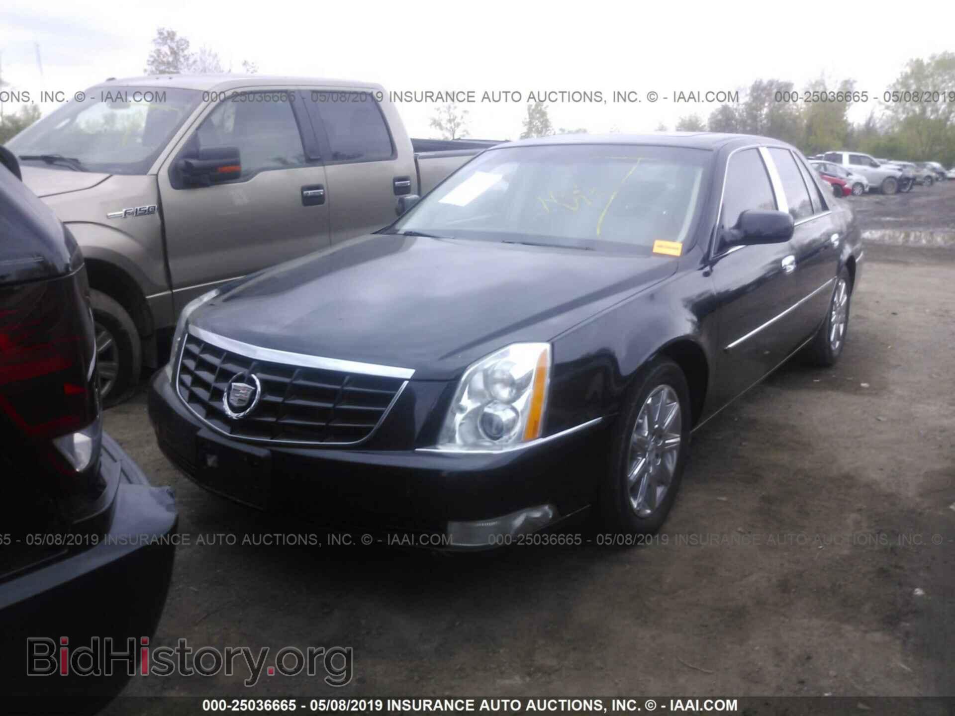 2011 CADILLAC DTS - VIN: 1G6KH5E64BU103870 - Фото 2