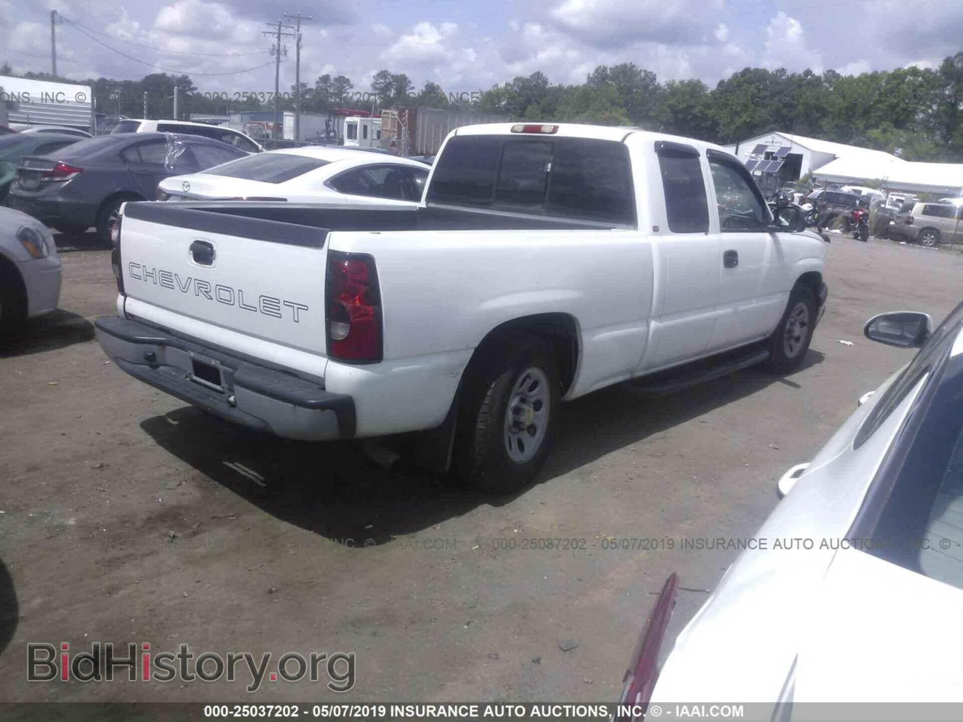 2005 CHEVROLET SILVERADO - VIN: 2GCEC19TX51177649 - Фото 4