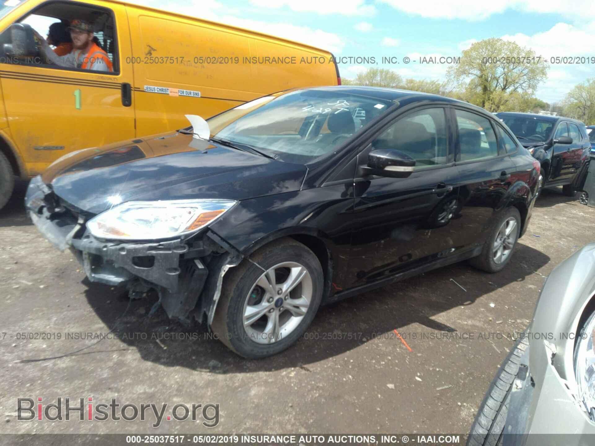 2013 FORD FOCUS - VIN: 1FADP3F27DL158143 - Photo 2