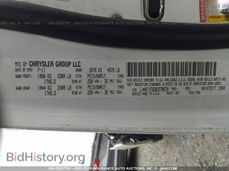 2011 Jeep COMPASS (VIN 1J4NF1FB2BD278679) — photo 9 of 10