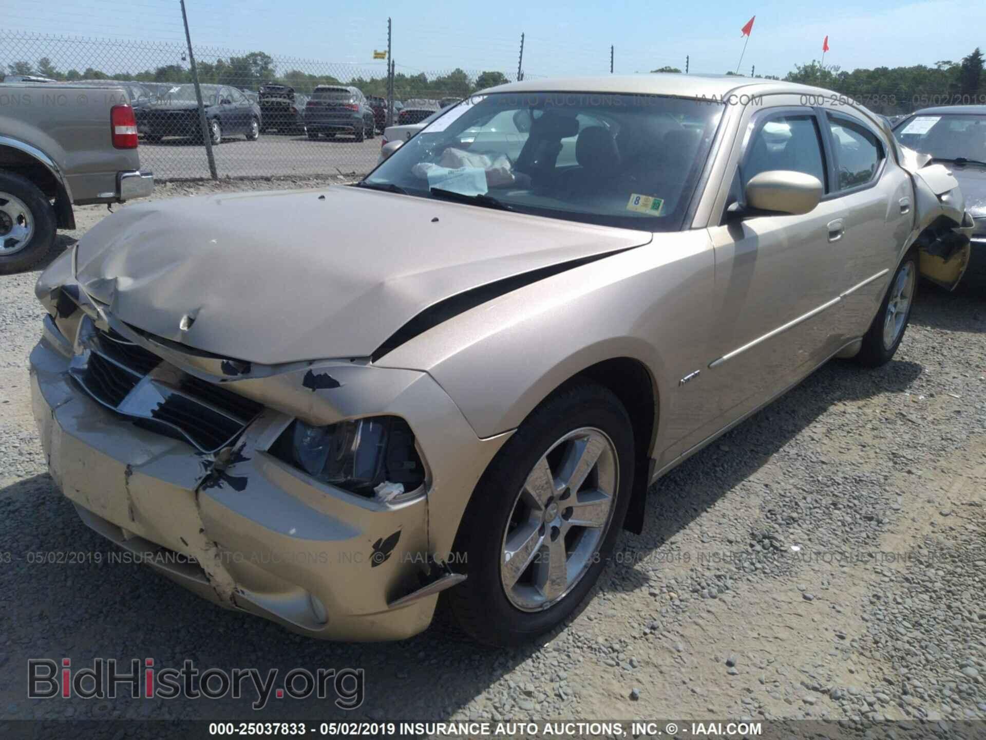 2010 DODGE CHARGER - VIN: 2B3CA5CT8AH215380 - Фото 2