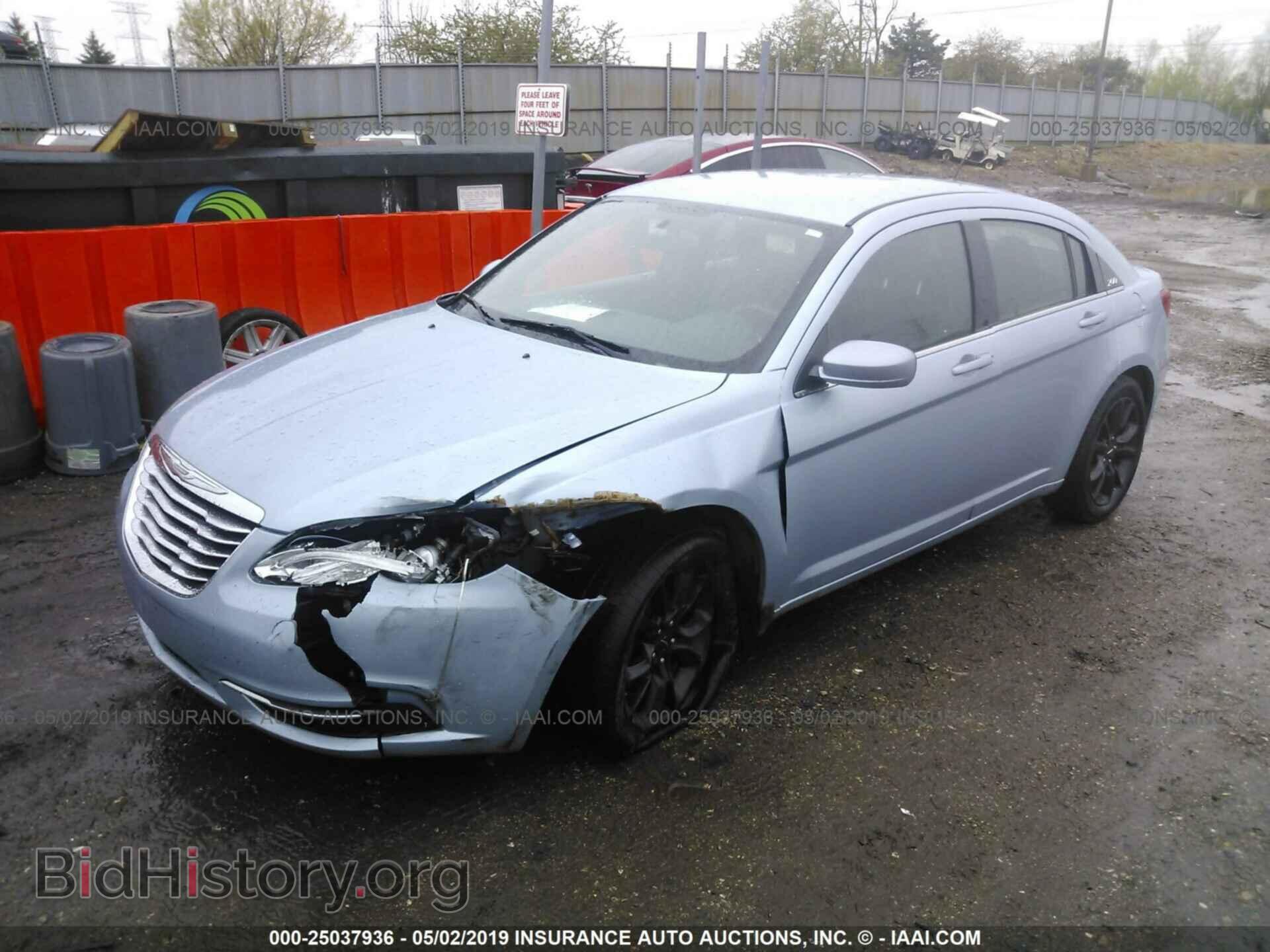 2013 CHRYSLER 200 - VIN: 1C3CCBBB2DN739351 - Photo 2