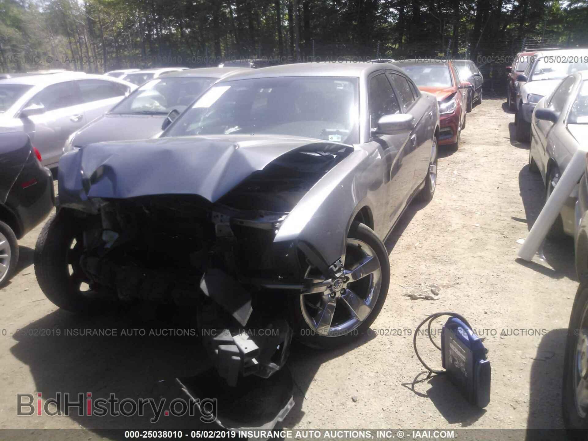 2011 DODGE CHARGER - VIN: 2B3CL3CG1BH587100 - Фото 2
