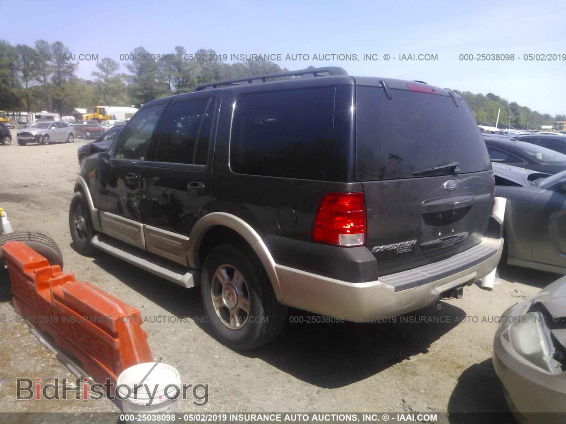 2006 FORD EXPEDITION - VIN: 1FMPU18596LA24082 - Photo 3