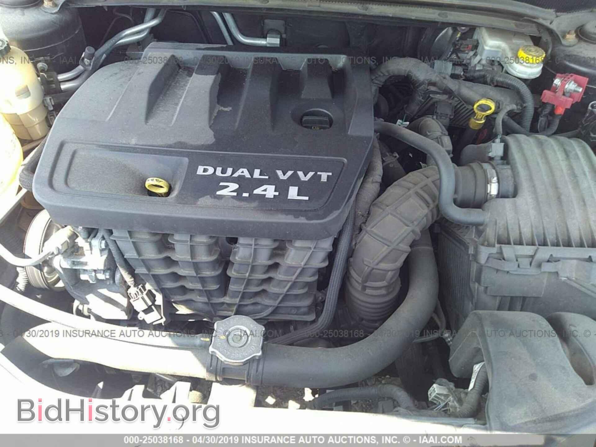 2012 CHRYSLER 200 - VIN: 1C3CCBAB4CN246688 - Фото 10