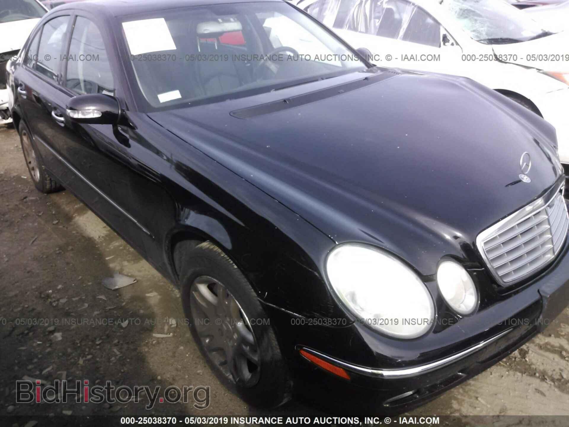 Photo WDBUF82J34X160230 - MERCEDES-BENZ E 2004