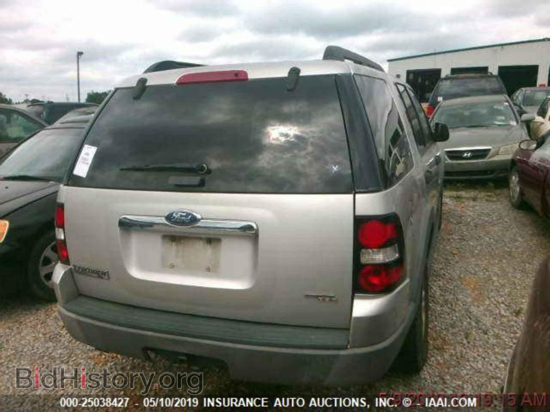 2006 FORD EXPLORER - VIN: 1FMEU63E96UA58173 - Фото 2