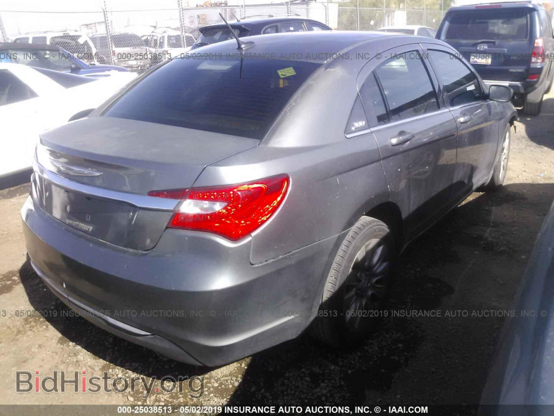 2013 CHRYSLER 200 - VIN: 1C3CCBAG3DN738352 - Photo 4