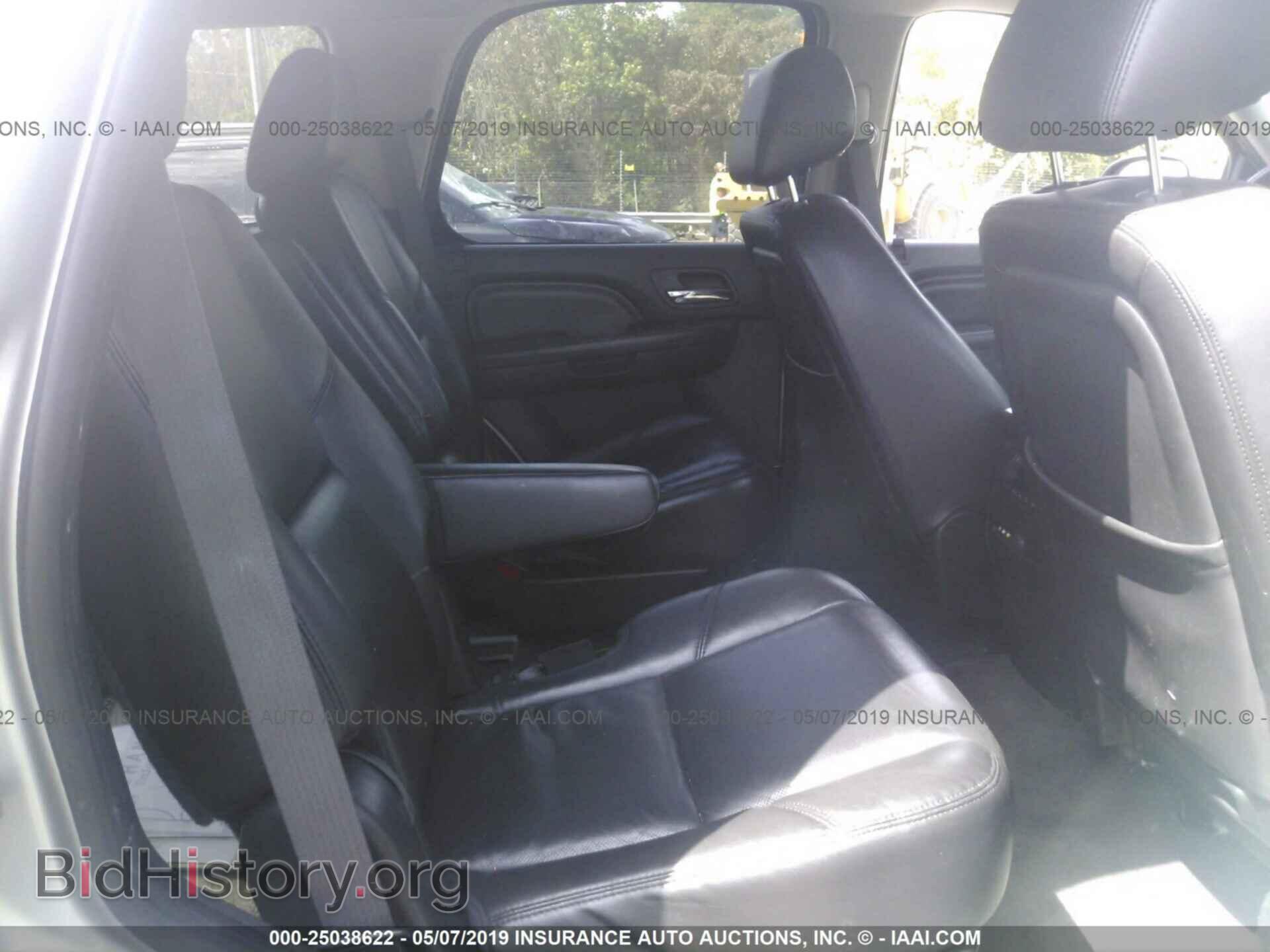2011 GMC YUKON - VIN: 1GKS2EEF2BR268550 - Photo 8