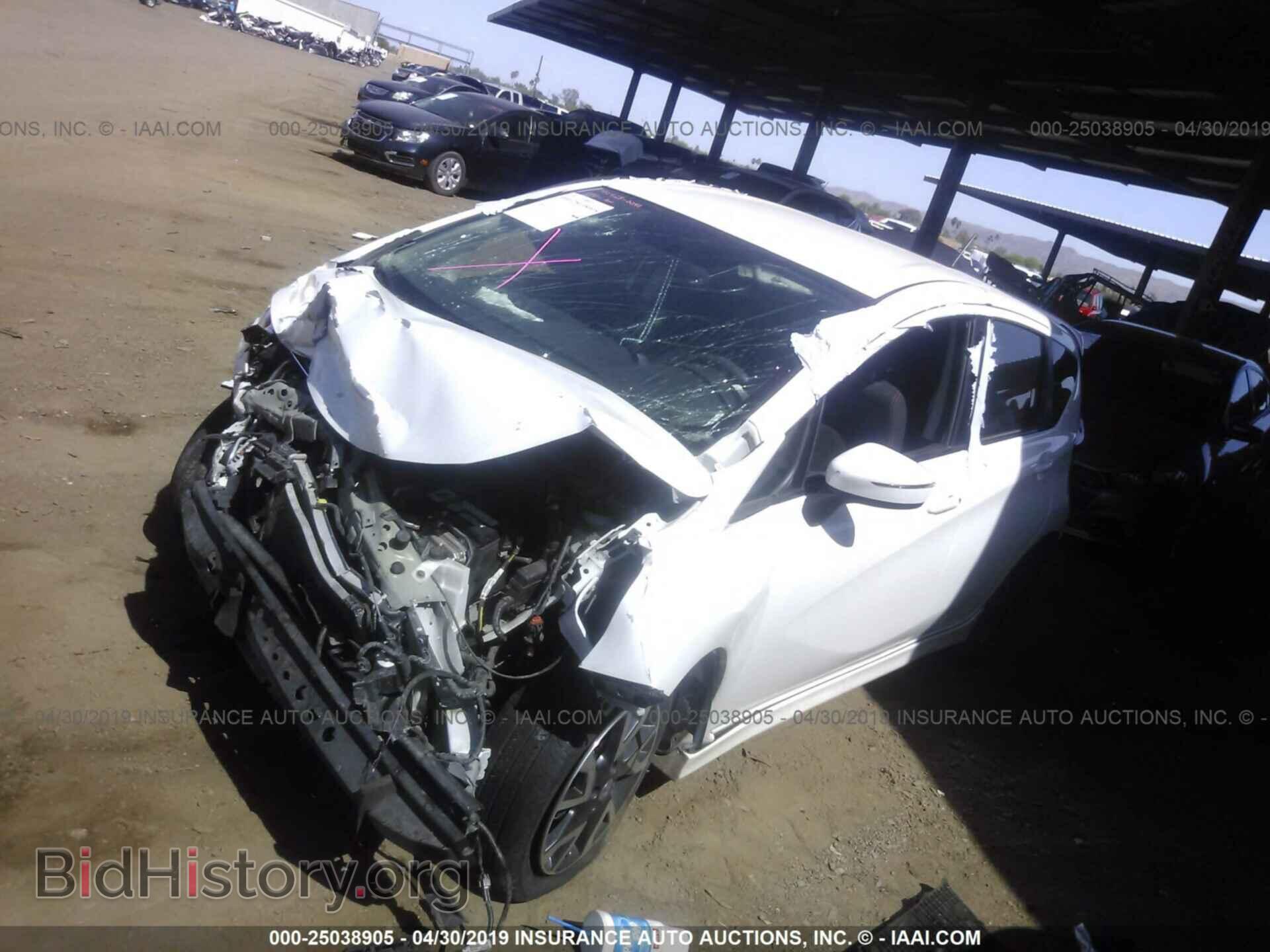 2015 NISSAN VERSA NOTE - VIN: 3N1CE2CP1FL438236 - Фото 2