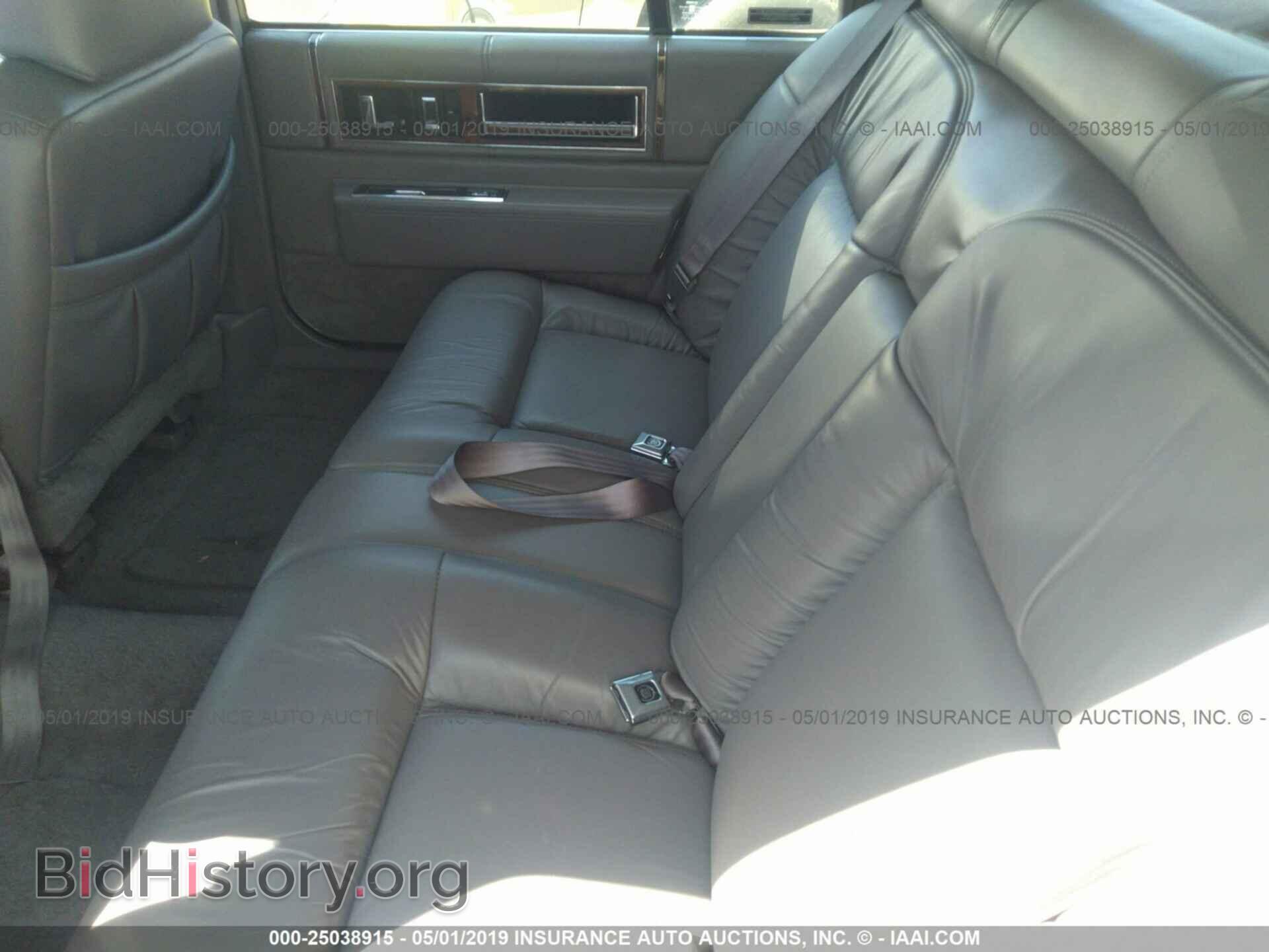 1993 CADILLAC DEVILLE - VIN: 1G6CD53B5P4297008 - Photo 8