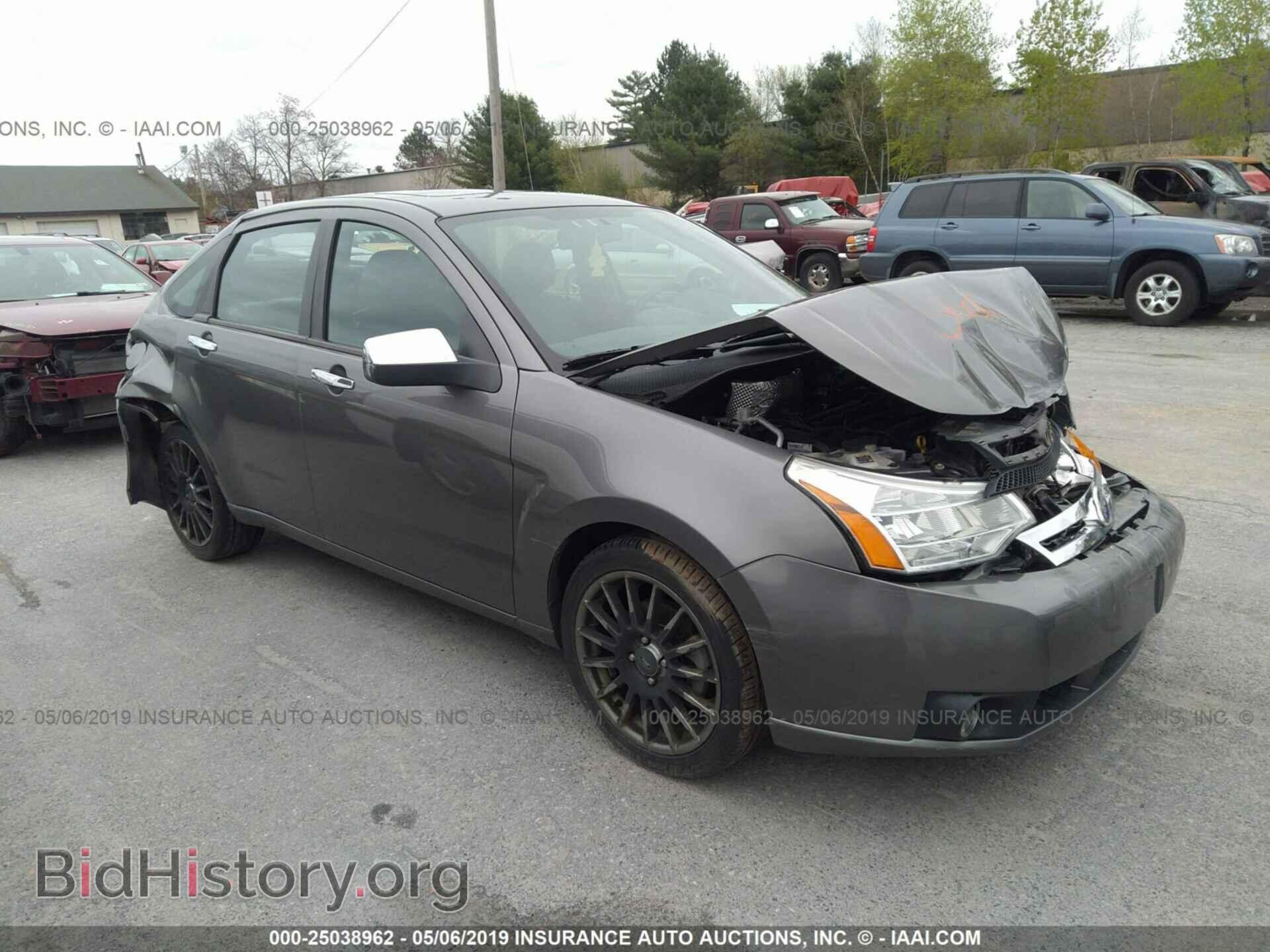 Photo 1FAHP3HN9BW118764 - FORD FOCUS 2011