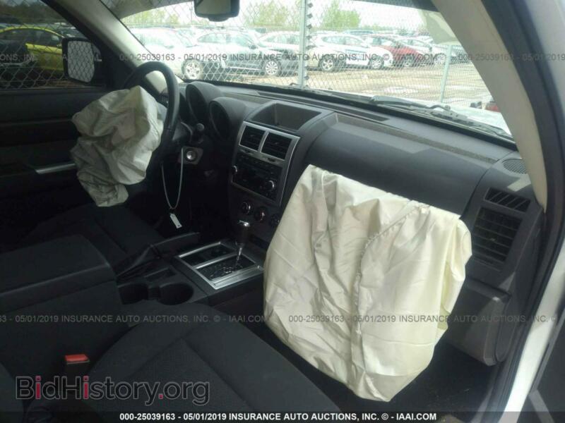 2011 Dodge NITRO (VIN 1D4PU5GKXBW535198) — фото 5 из 10
