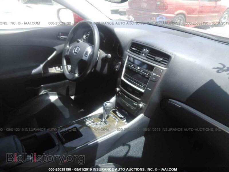 2012 Lexus IS (VIN JTHBF5C20C5157776) — фото 5 из 10