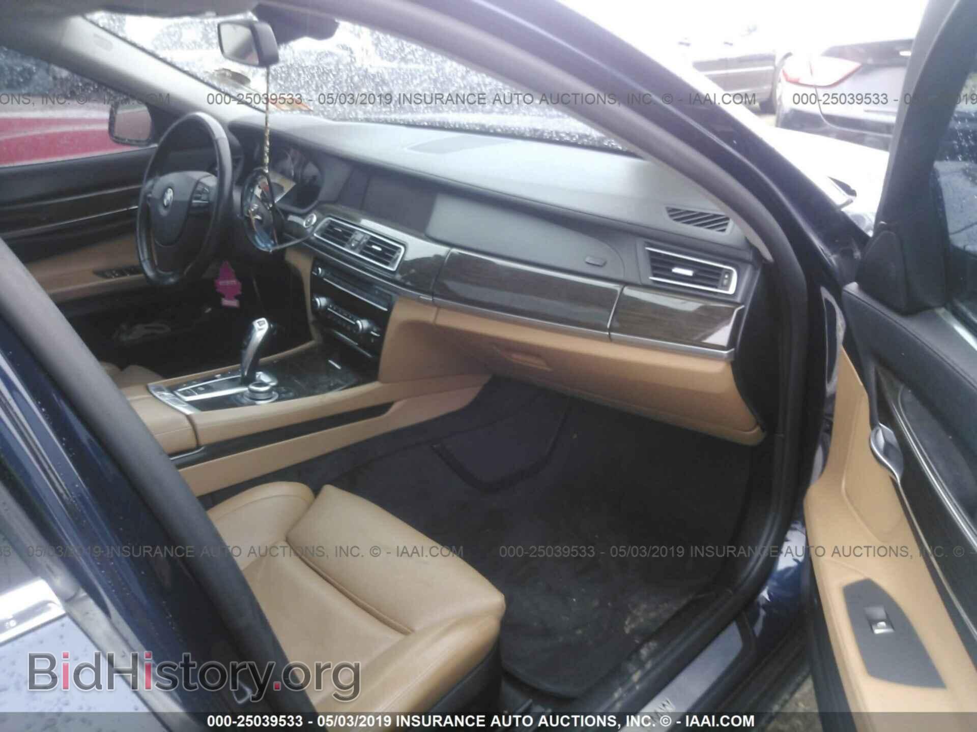 2011 BMW 750 - VIN: WBAKC8C56BC434265 - Фото 5