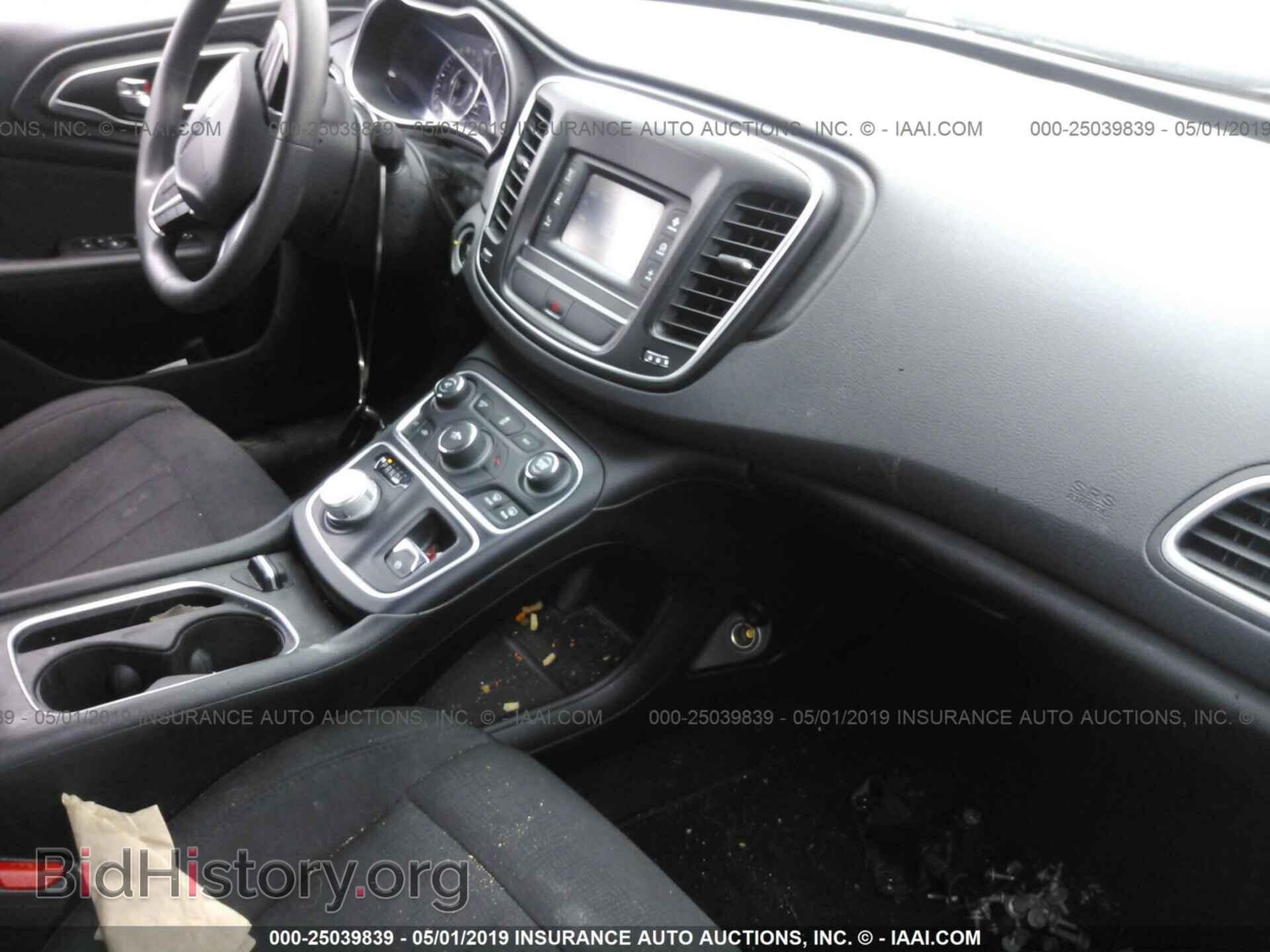 2016 CHRYSLER 200 - VIN: 1C3CCCAB9GN152155 - Photo 5