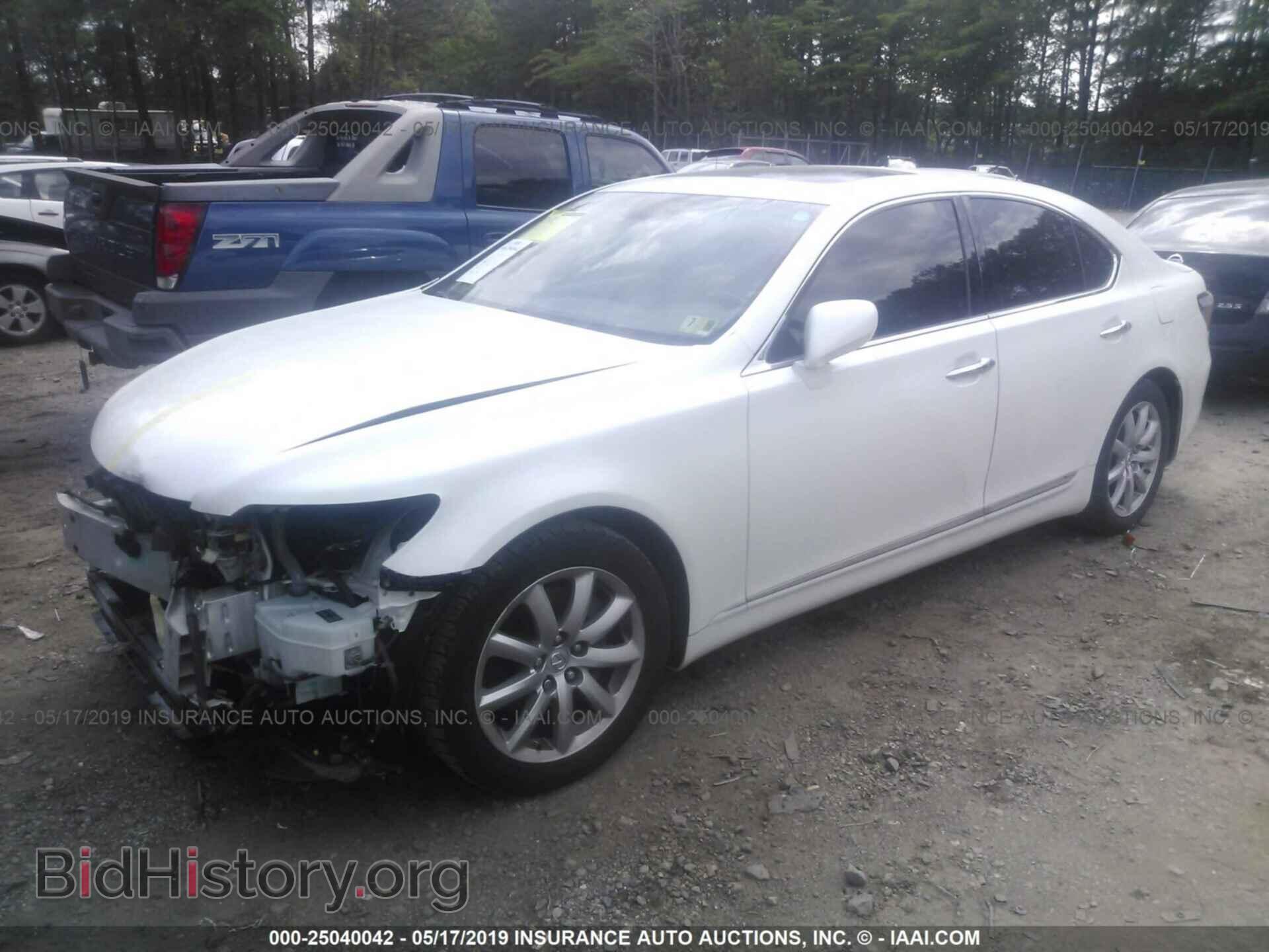 2008 LEXUS LS - VIN: JTHBL46F685071140 - Фото 2