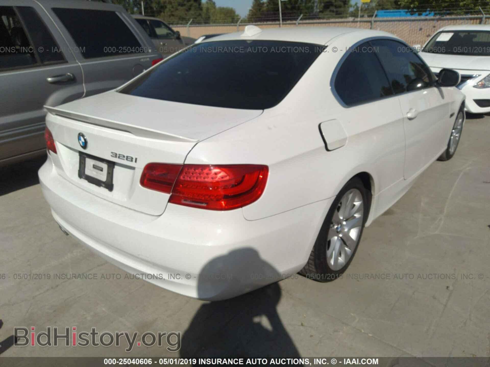 2012 BMW 328 - VIN: WBAKE5C55CE756068 - Фото 4