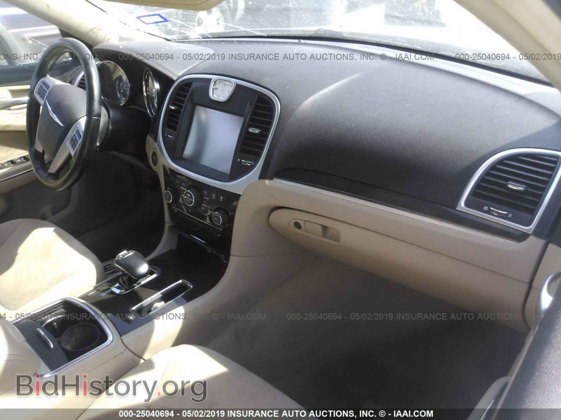 2012 CHRYSLER 300 - VIN: 2C3CCAAG8CH166163 - Фото 5