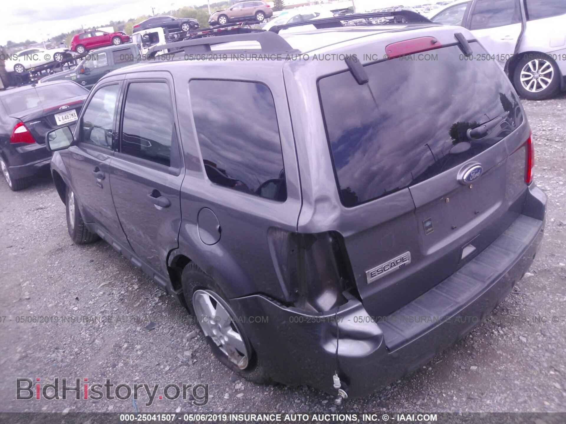 2011 FORD ESCAPE - VIN: 1FMCU9D71BKB52014 - Фото 3