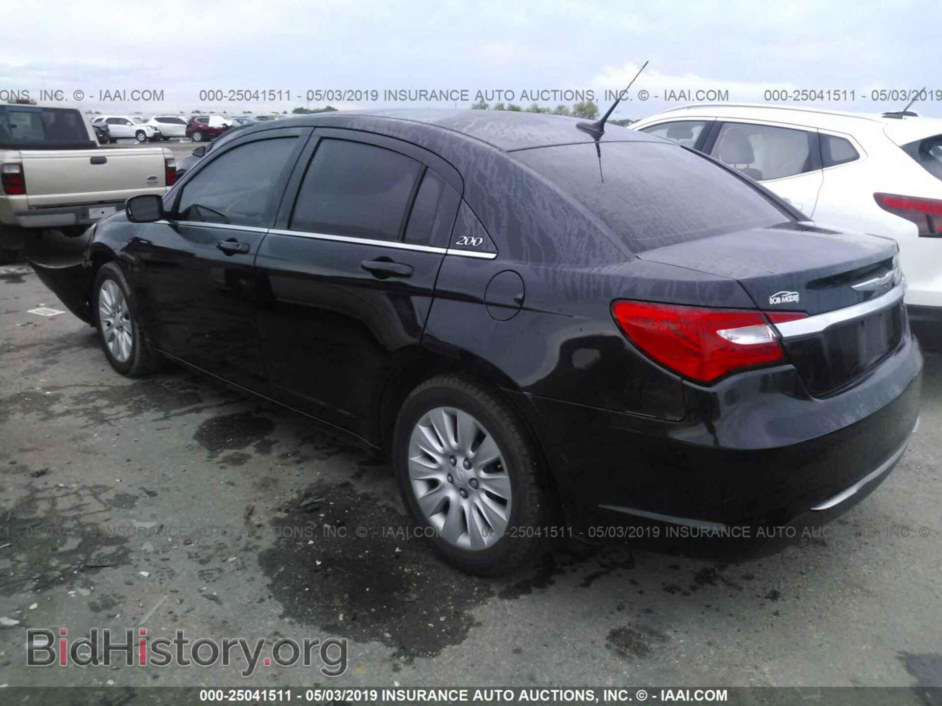 2011 CHRYSLER 200 - VIN: 1C3BC1FB3BN501070 - Фото 3