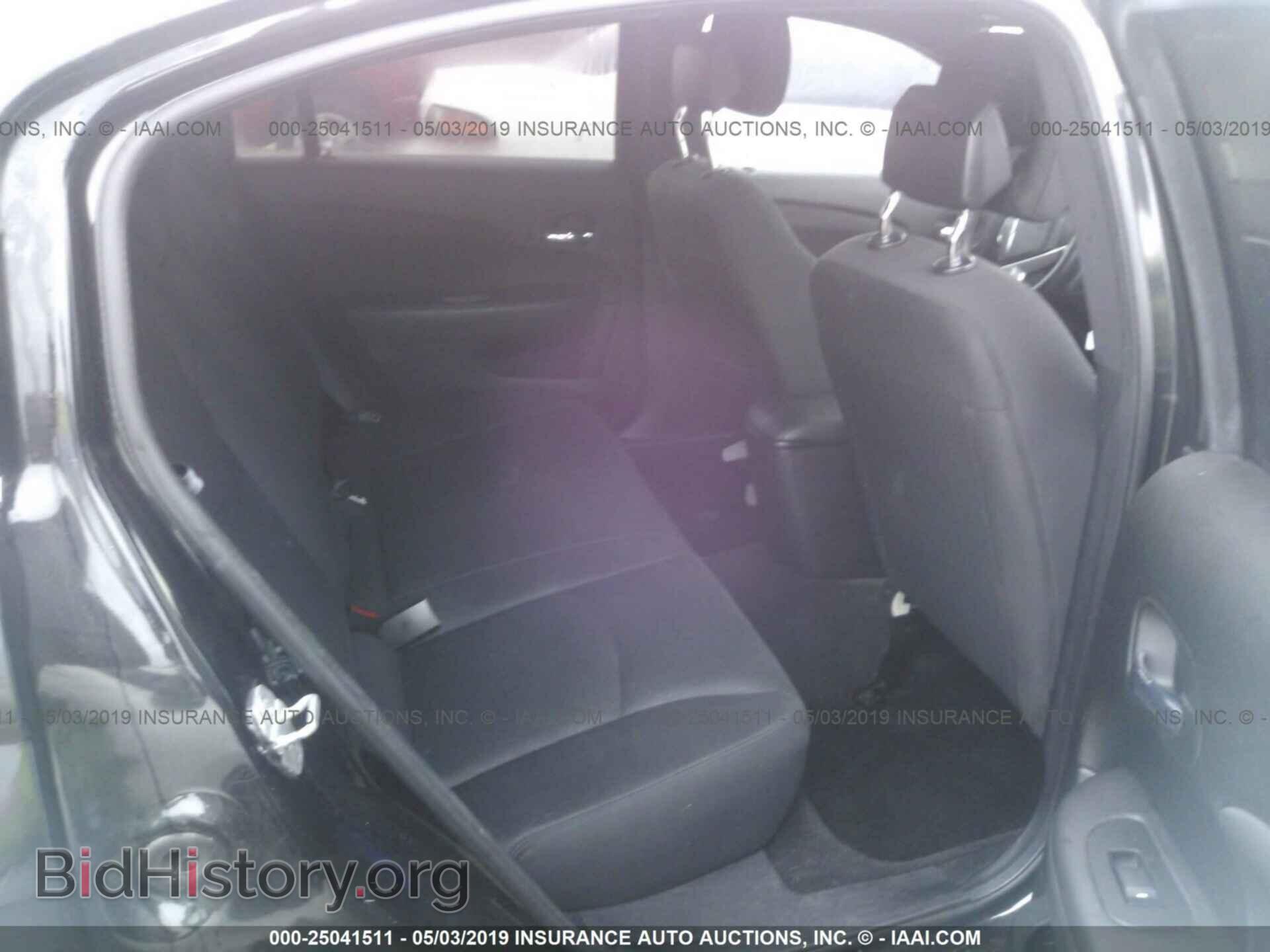 2011 CHRYSLER 200 - VIN: 1C3BC1FB3BN501070 - Фото 8