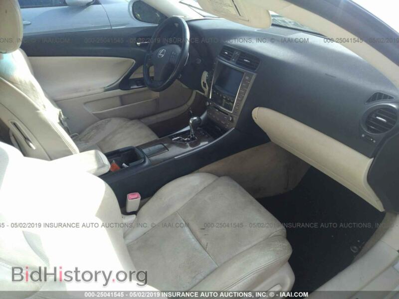 2010 Lexus IS (VIN JTHFF2C27A2510142) — photo 5 of 10