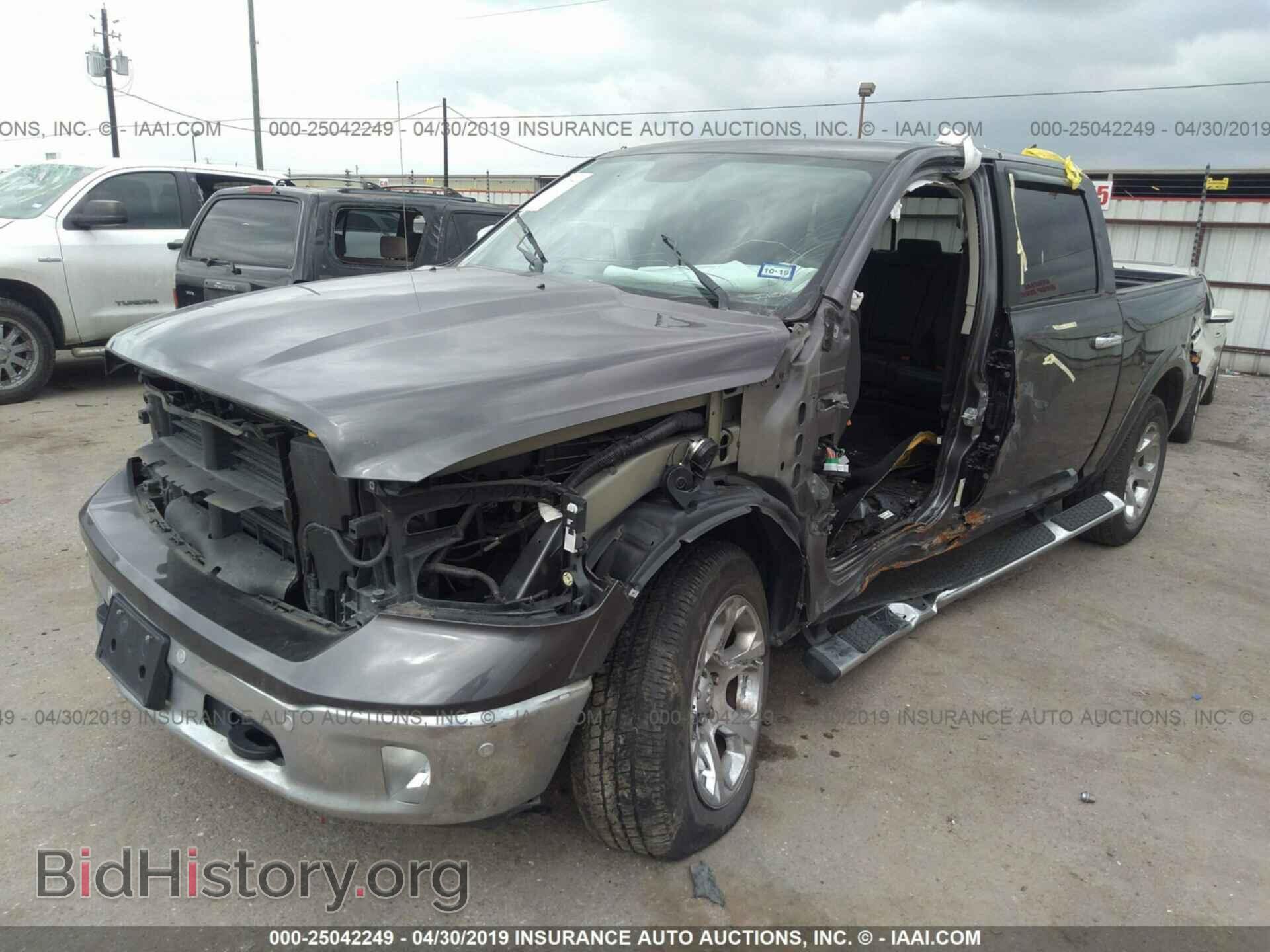 2017 RAM 1500 - VIN: 1C6RR7NT4HS547336 - Photo 2