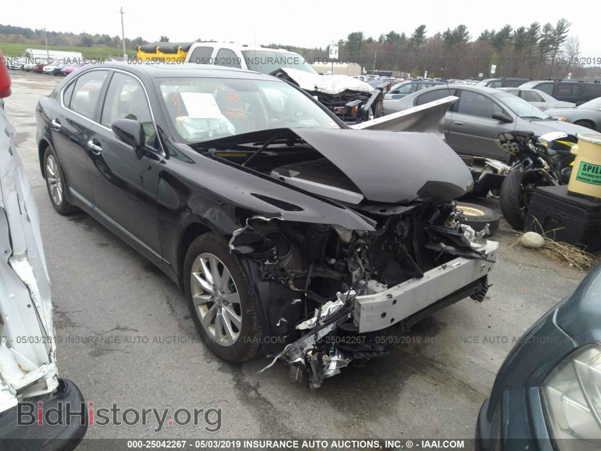 Photo JTHCL5EF6B5011295 - LEXUS LS 2011