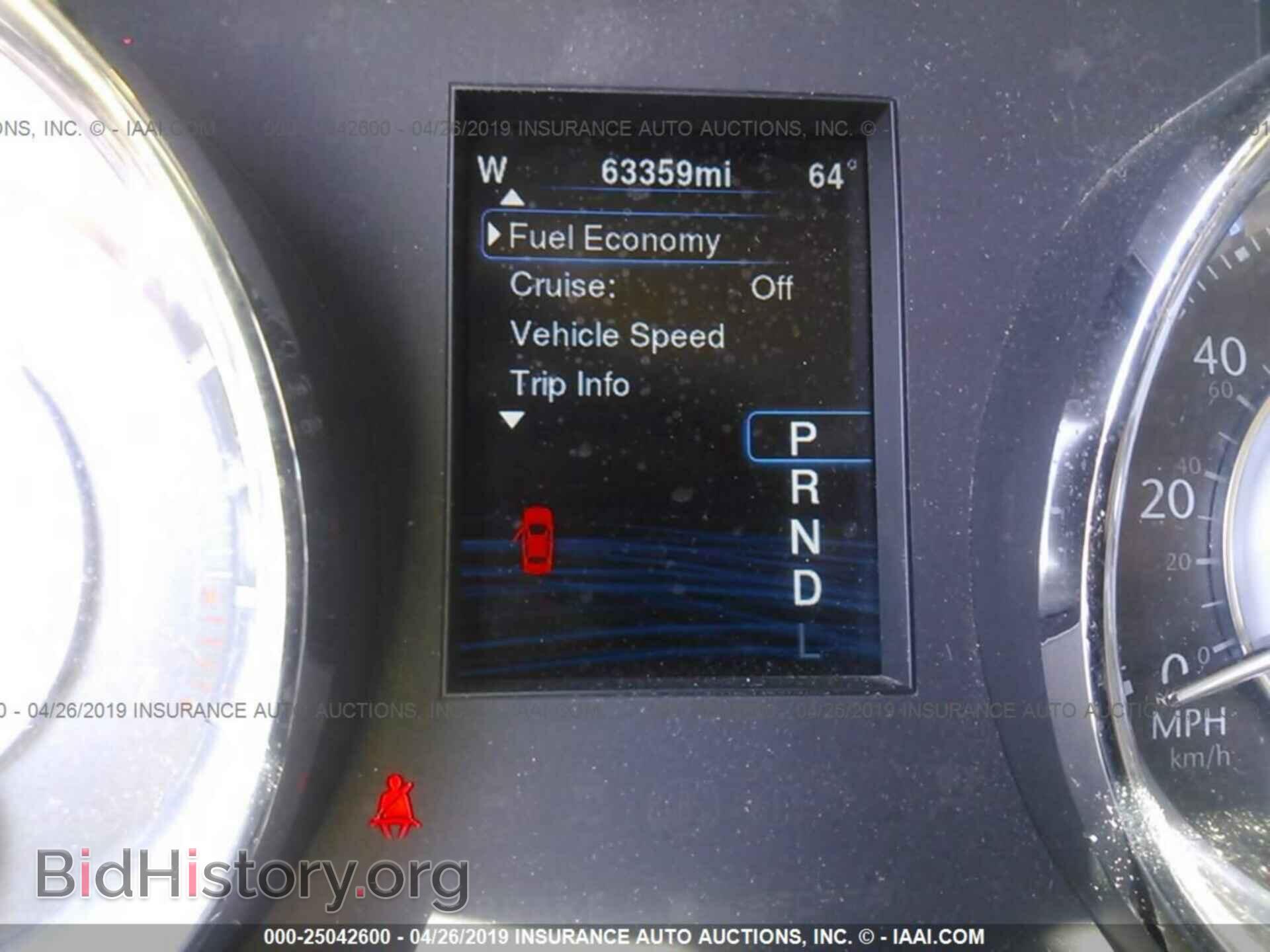 2013 Chrysler 300 - VIN: 2C3CCAAG3DH697434 - Фото 7