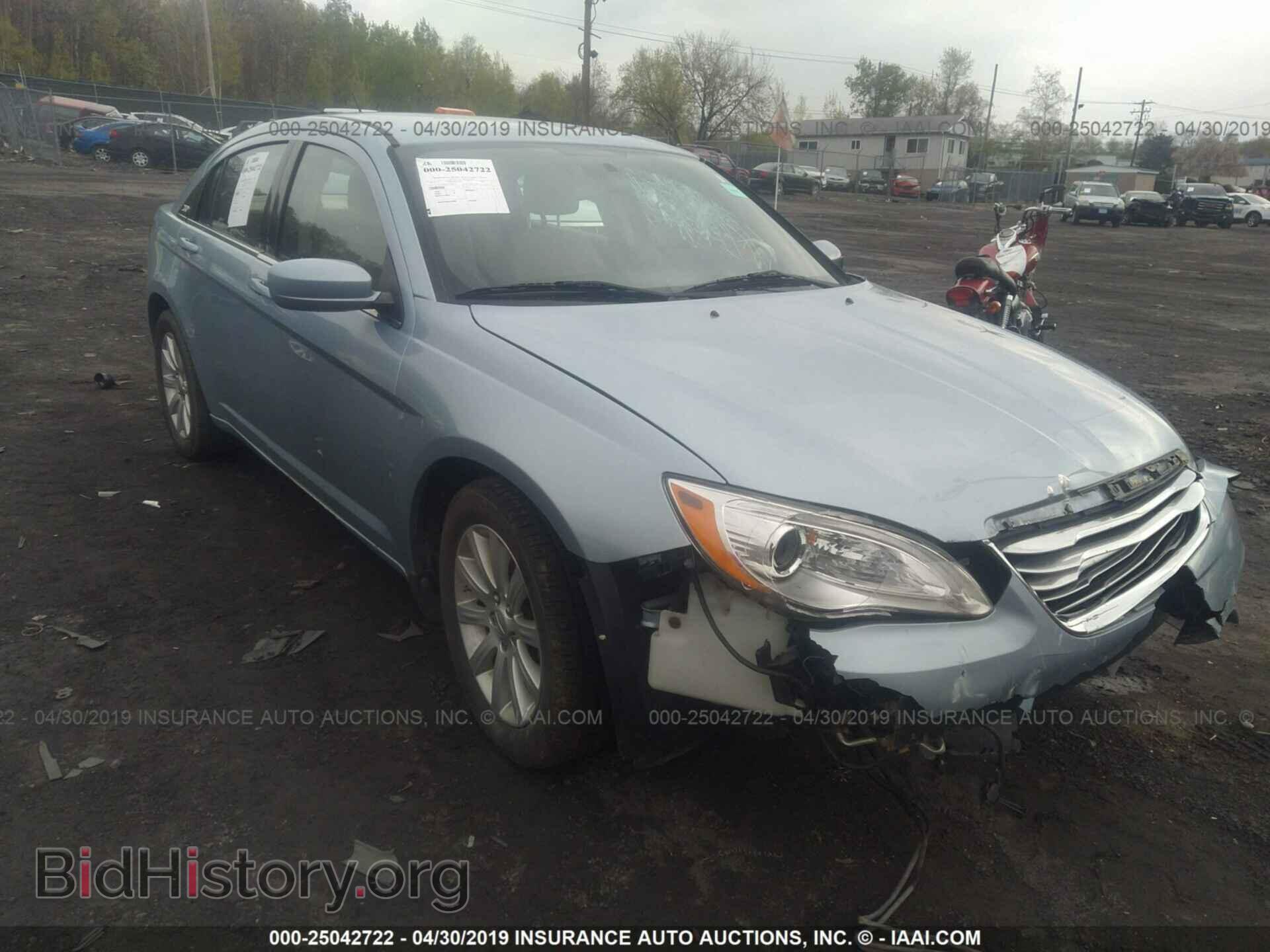 Фотография 1C3CCBBB4DN706710 - CHRYSLER 200 2013