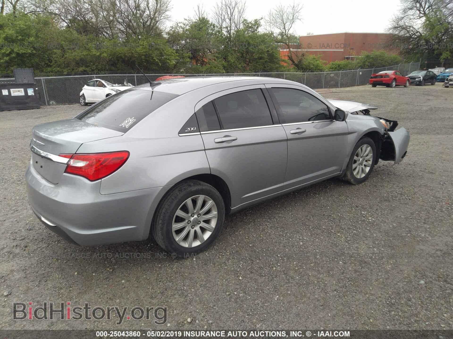 2013 CHRYSLER 200 - VIN: 1C3CCBBB5DN525602 - Photo 4