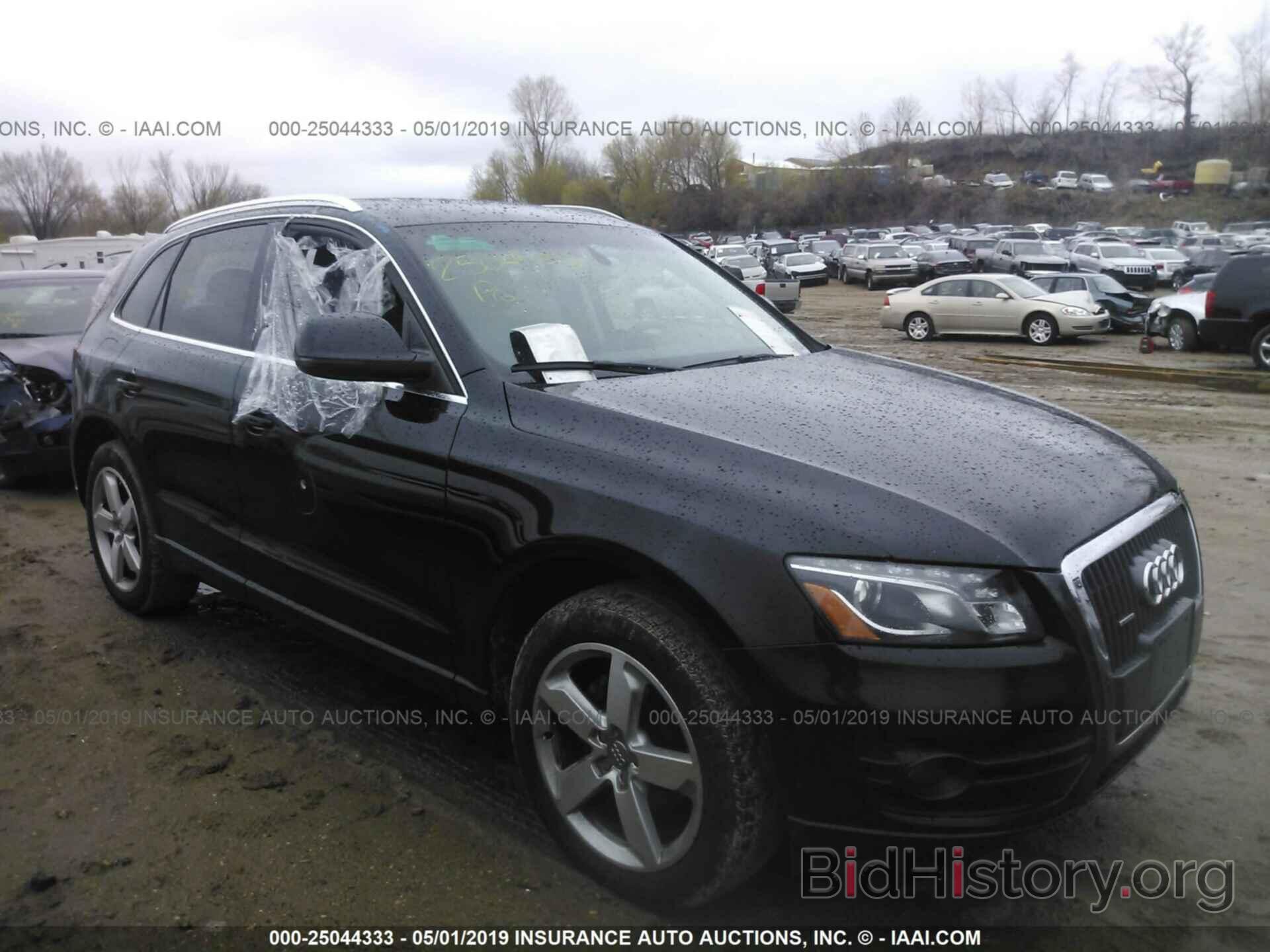 Фотография WA1LFAFP2BA080723 - AUDI Q5 2011