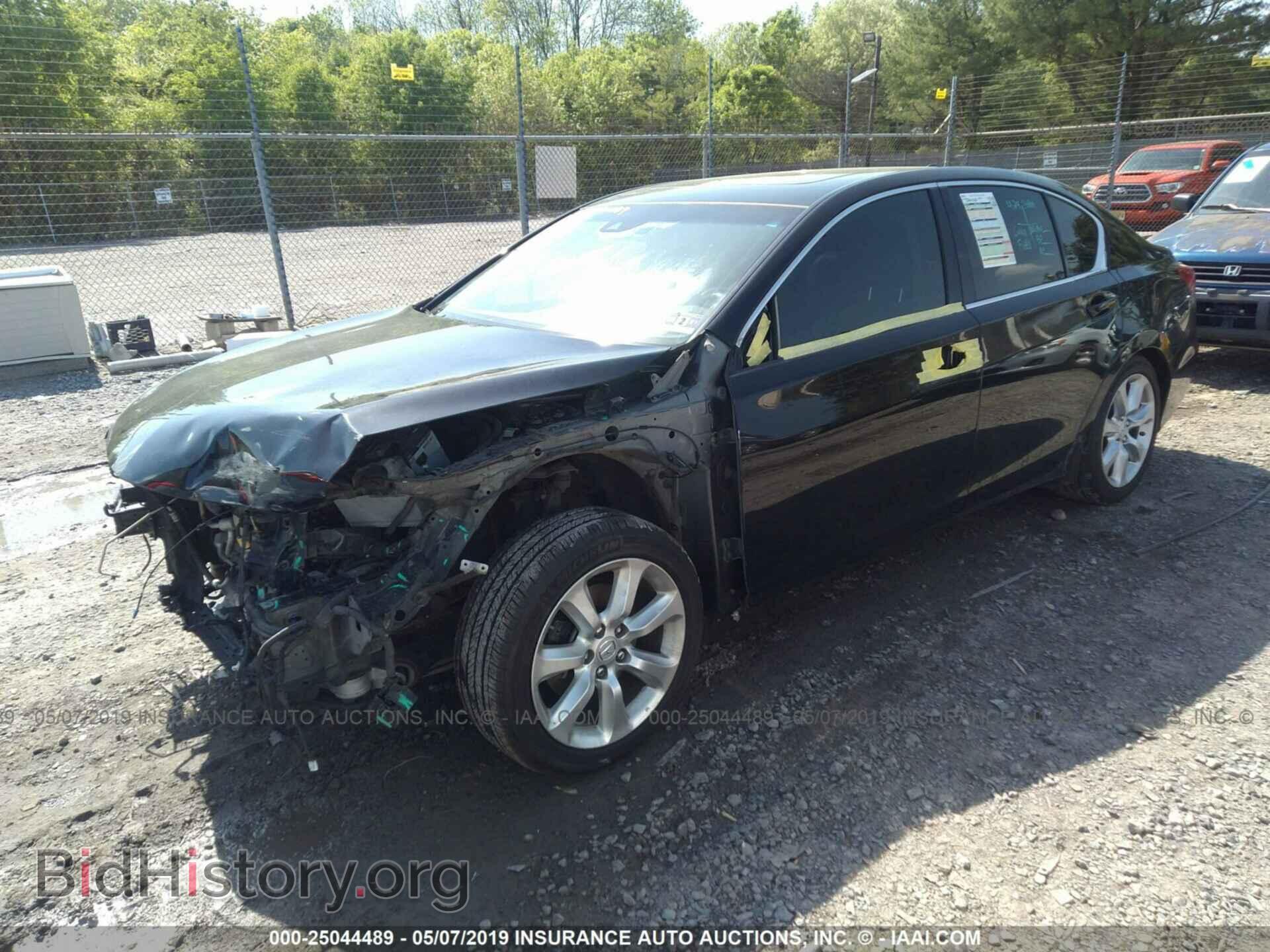 2014 ACURA RLX - VIN: JH4KC1F34EC002006 - Photo 2