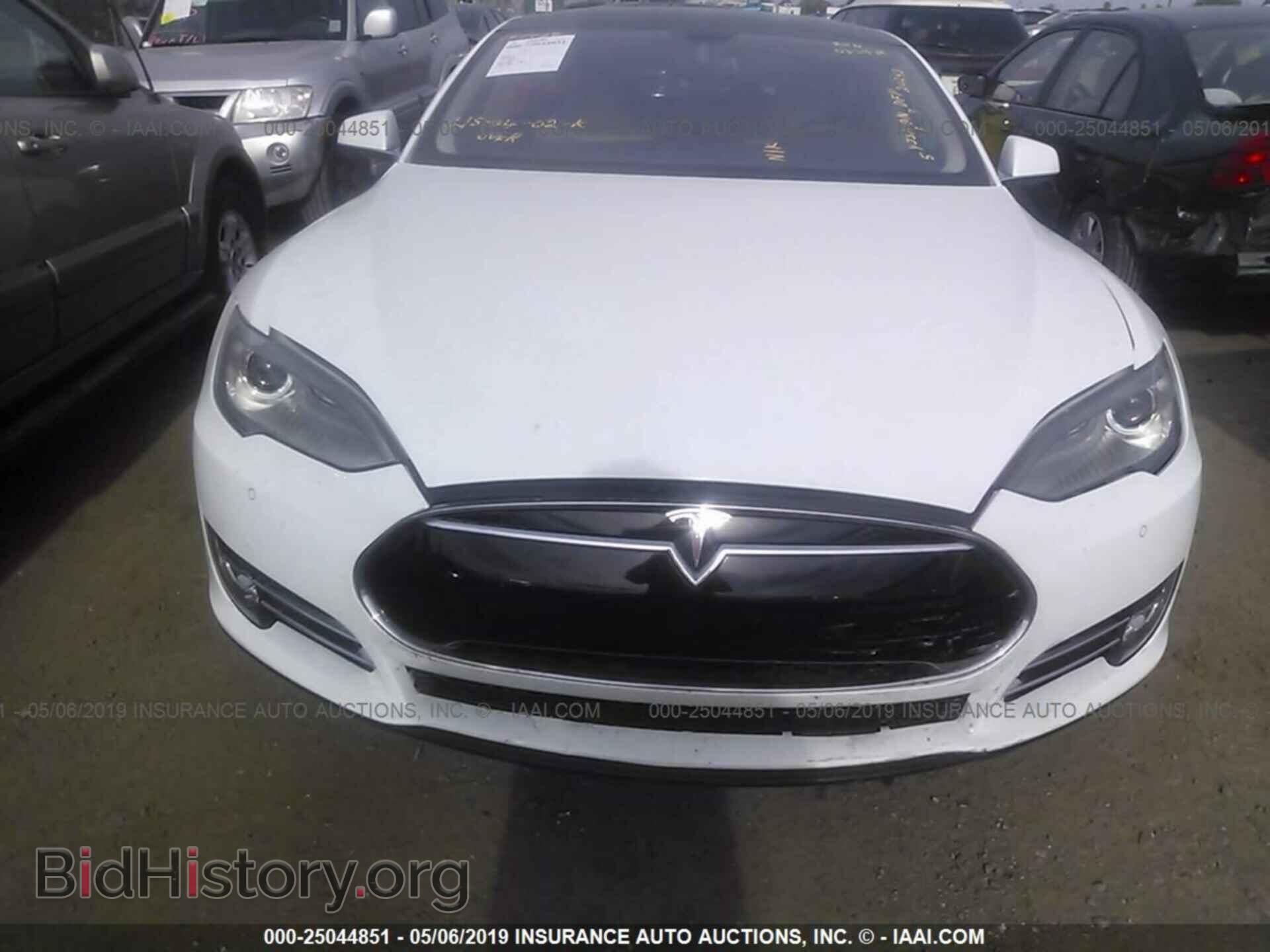 2013 TESLA MODEL S - VIN: 5YJSA1DN7DFP20243 - Фото 10
