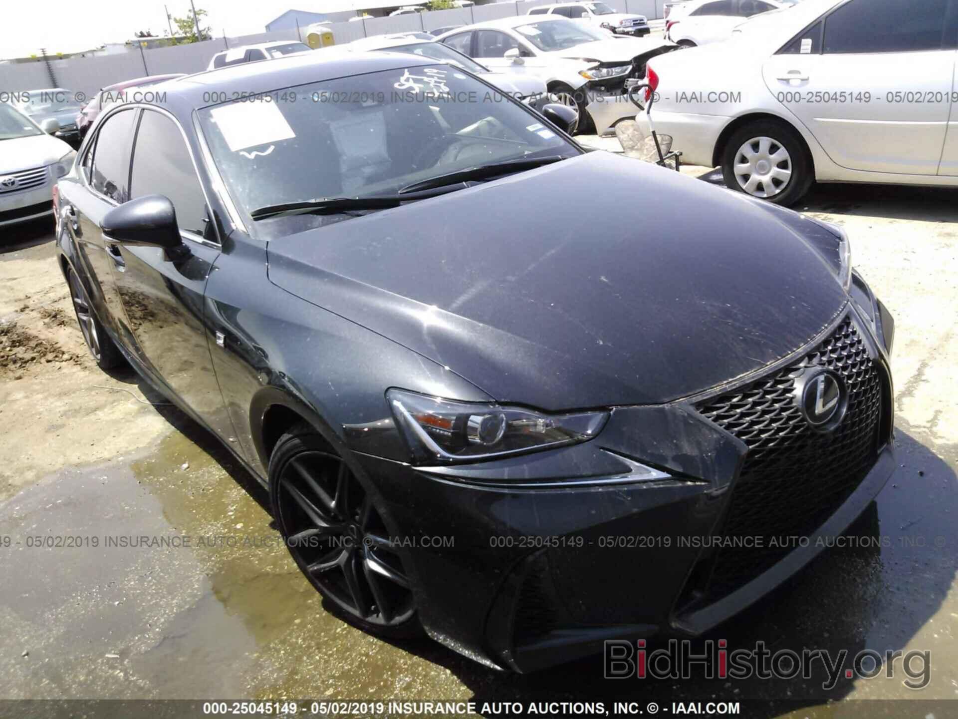 Photo JTHBA1D22H5043064 - LEXUS IS 2017