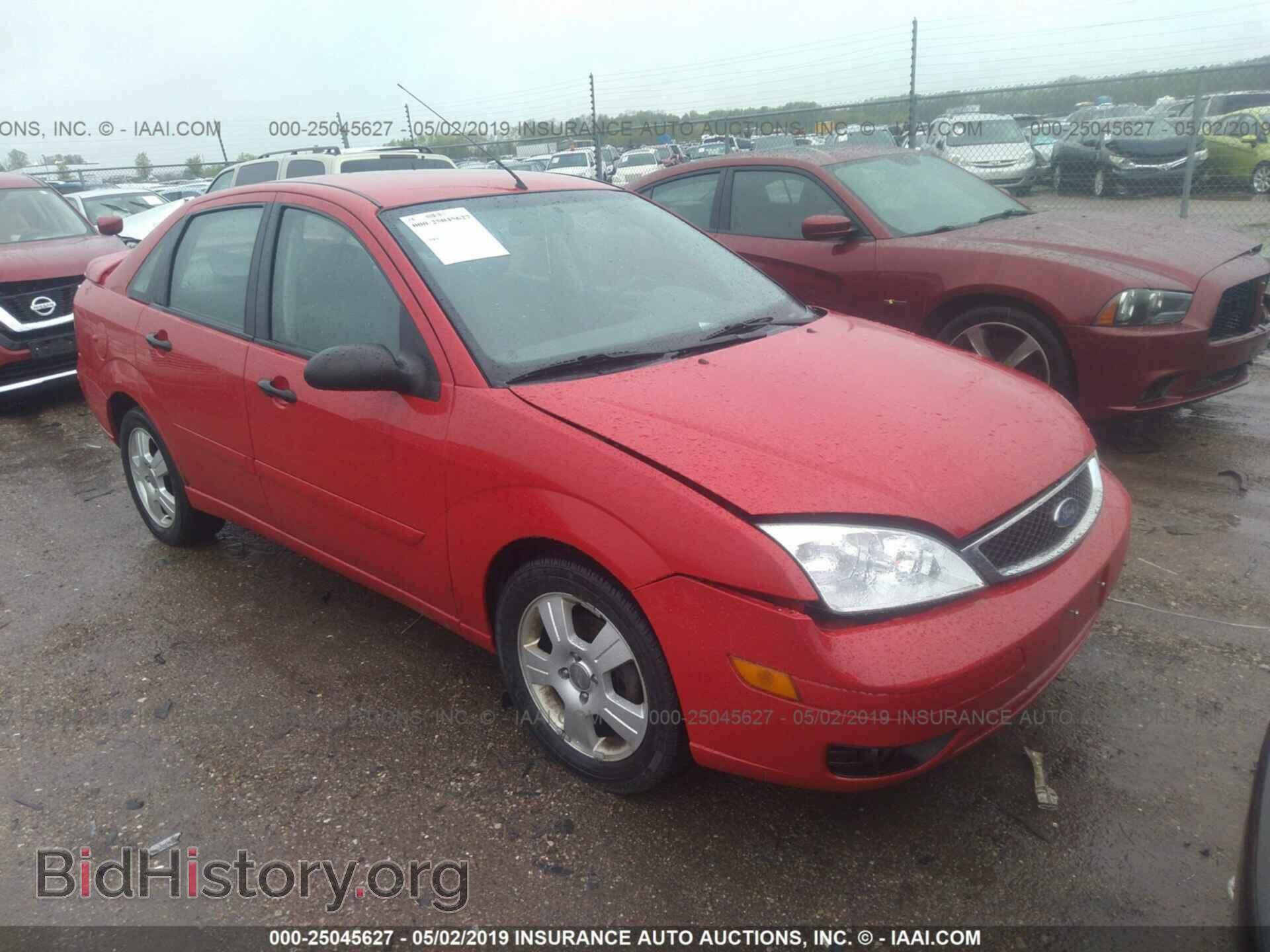 Photo 1FAFP34NX5W120122 - FORD FOCUS 2005