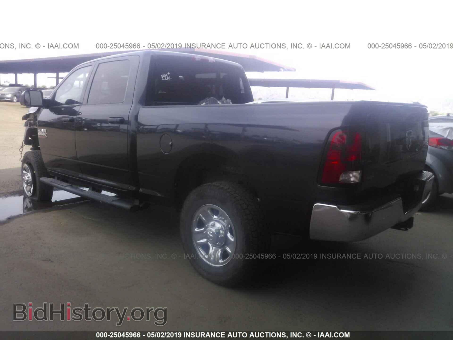 2015 RAM 2500 - VIN: 3C6UR5CL0FG553575 - Фото 3