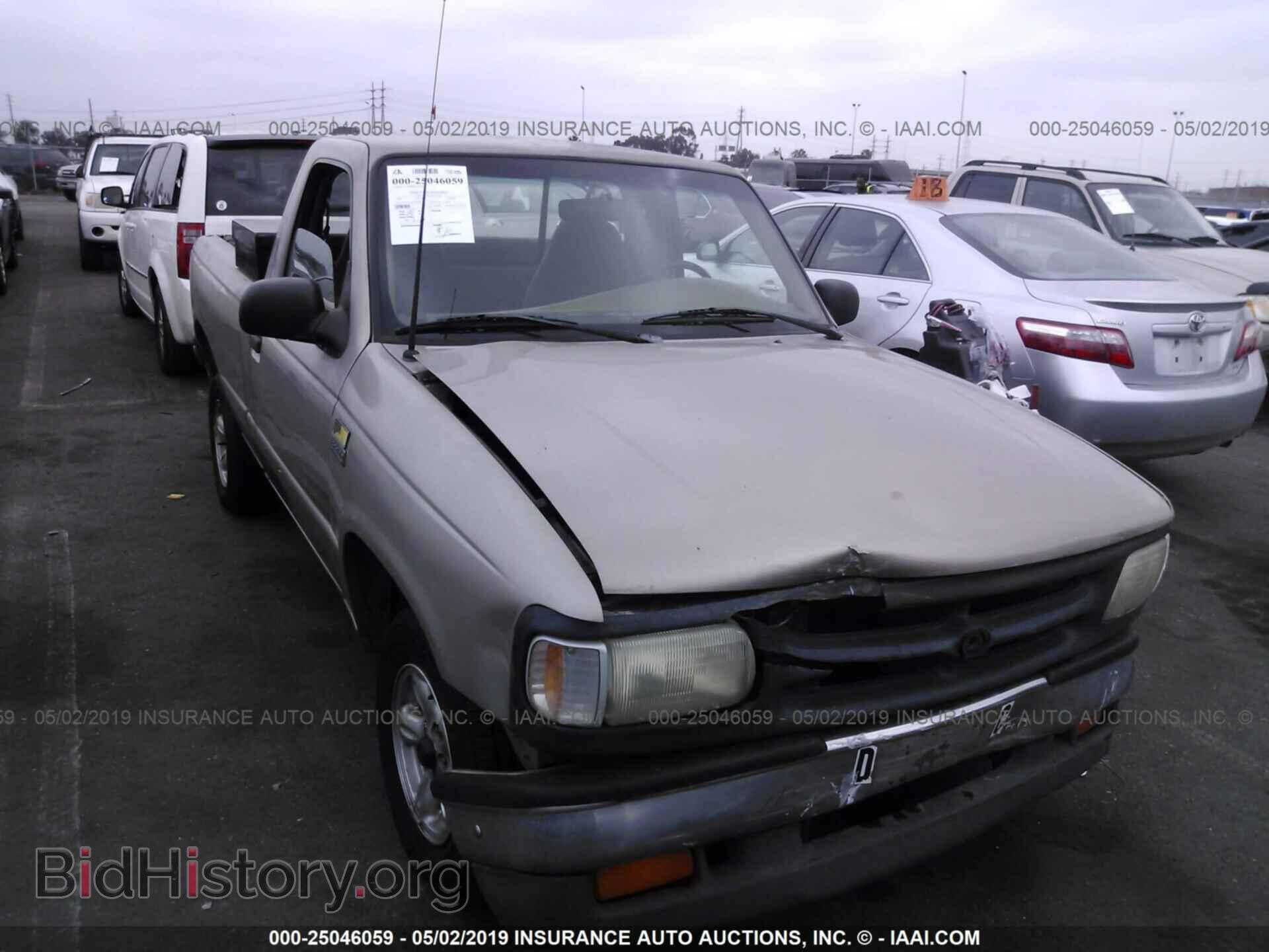 Photo 4F4CR12A4TTM38013 - MAZDA B2300 1996