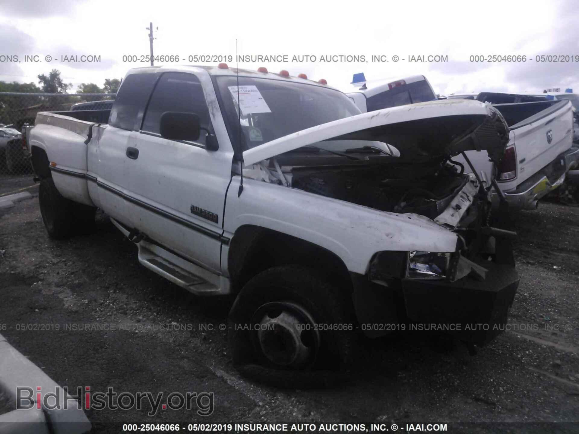 Photo 3B7MF33DXVM571340 - DODGE RAM 3500 1997