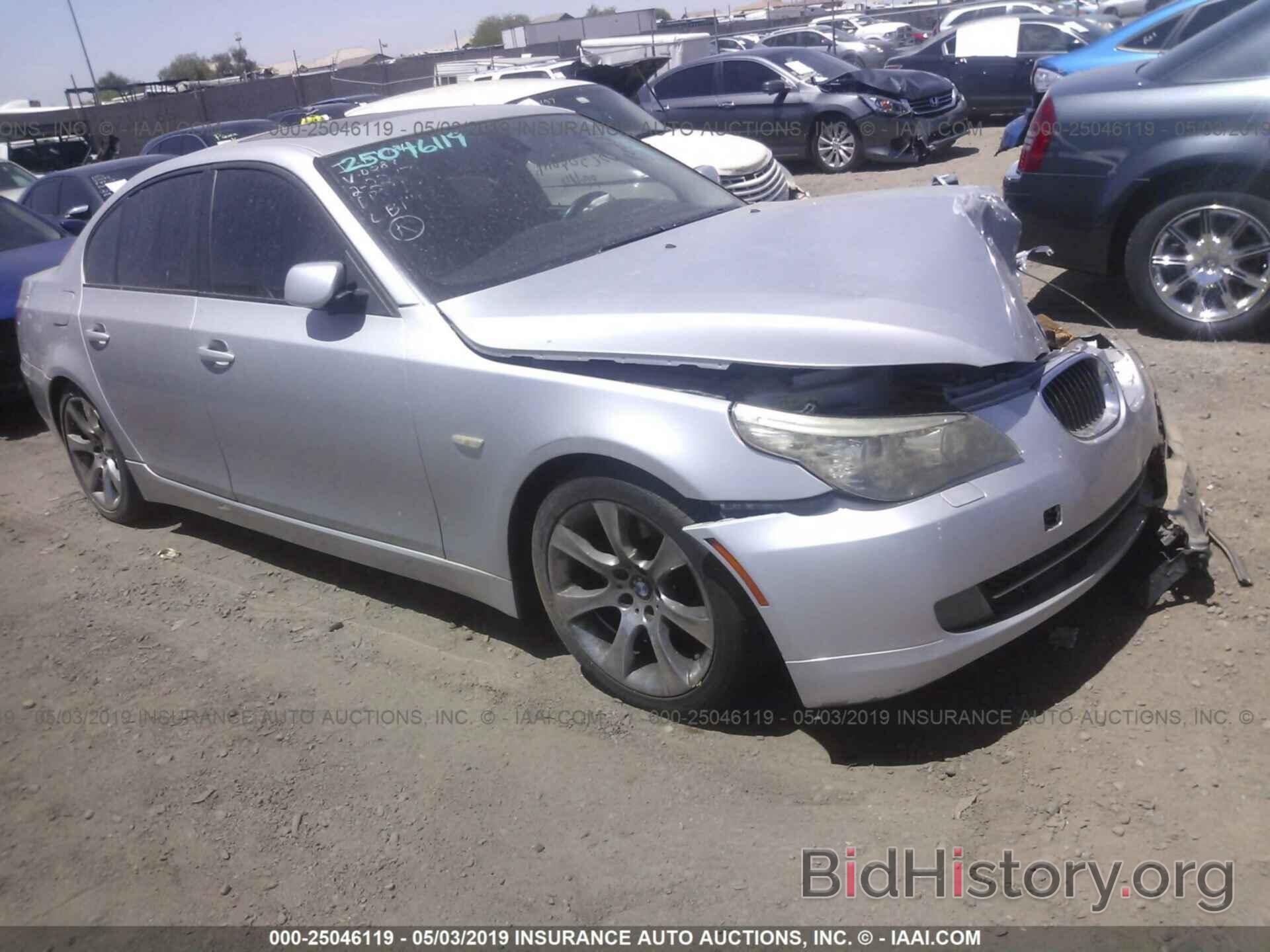 Photo WBANU53508CT10087 - BMW 528 2008