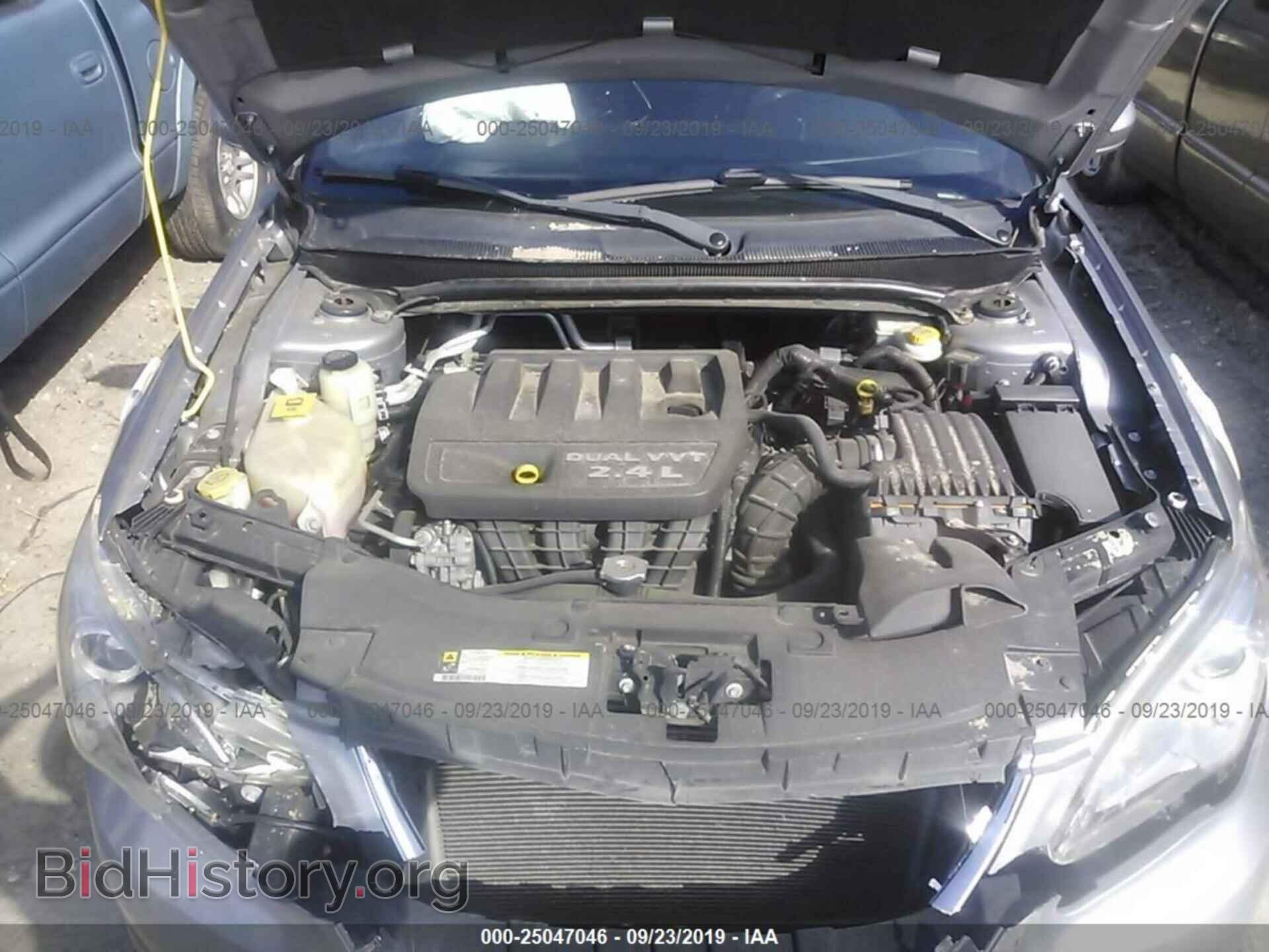 2013 CHRYSLER 200 - VIN: 1C3CCBAB4DN560679 - Photo 10