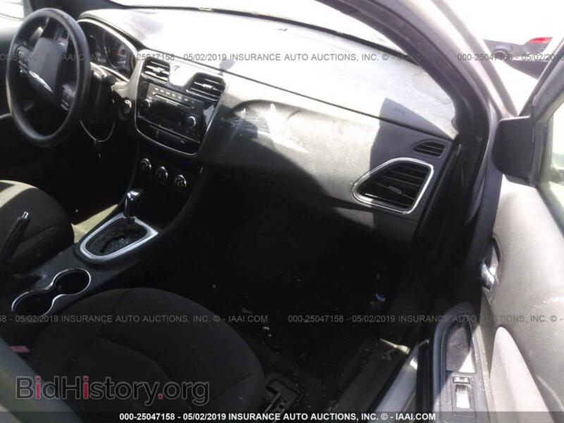 2012 Chrysler 200 (VIN 1C3CCBAB7CN319262) — фото 5 из 10
