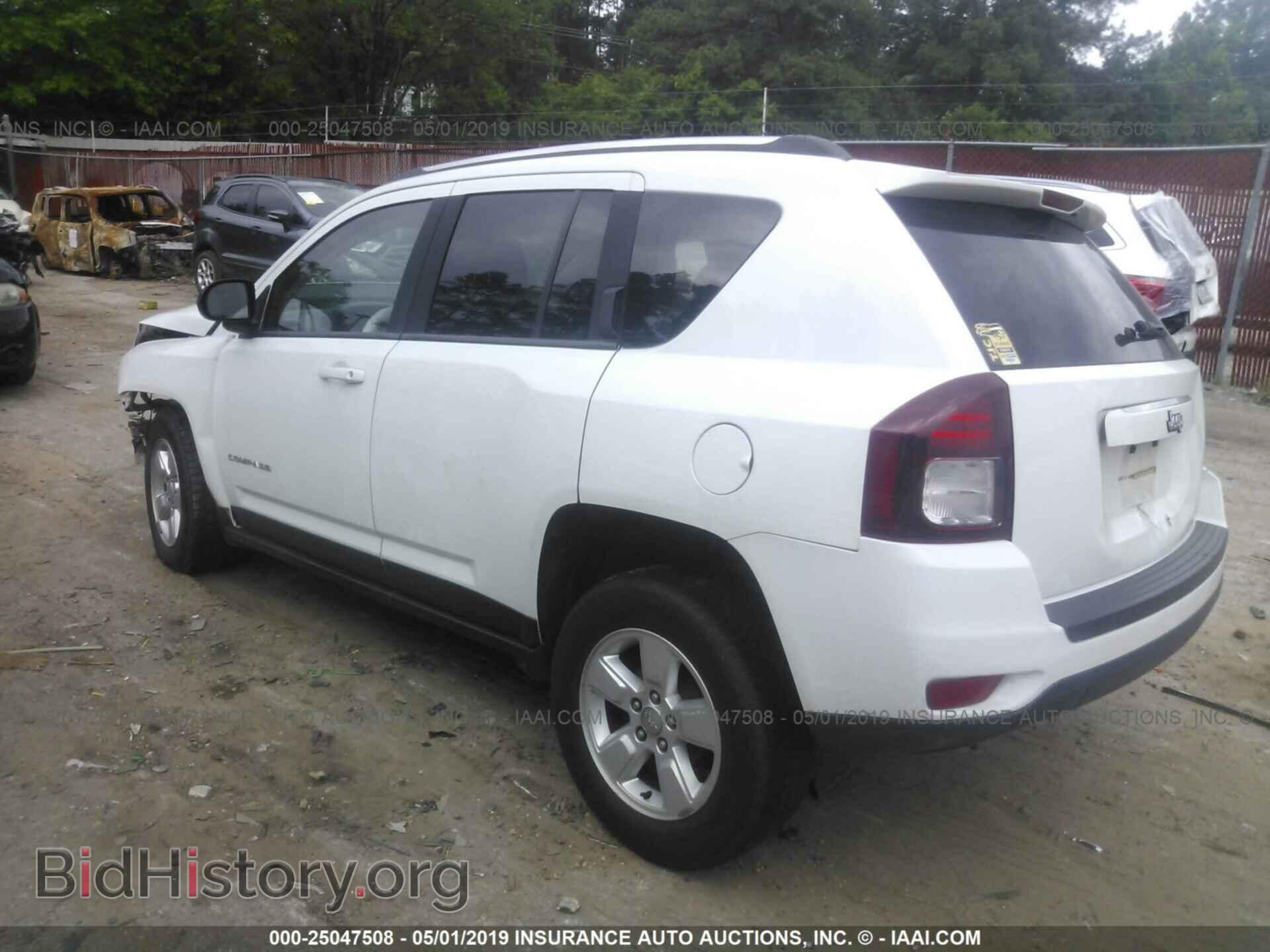 2015 JEEP COMPASS - VIN: 1C4NJCBAXFD129844 - Photo 3