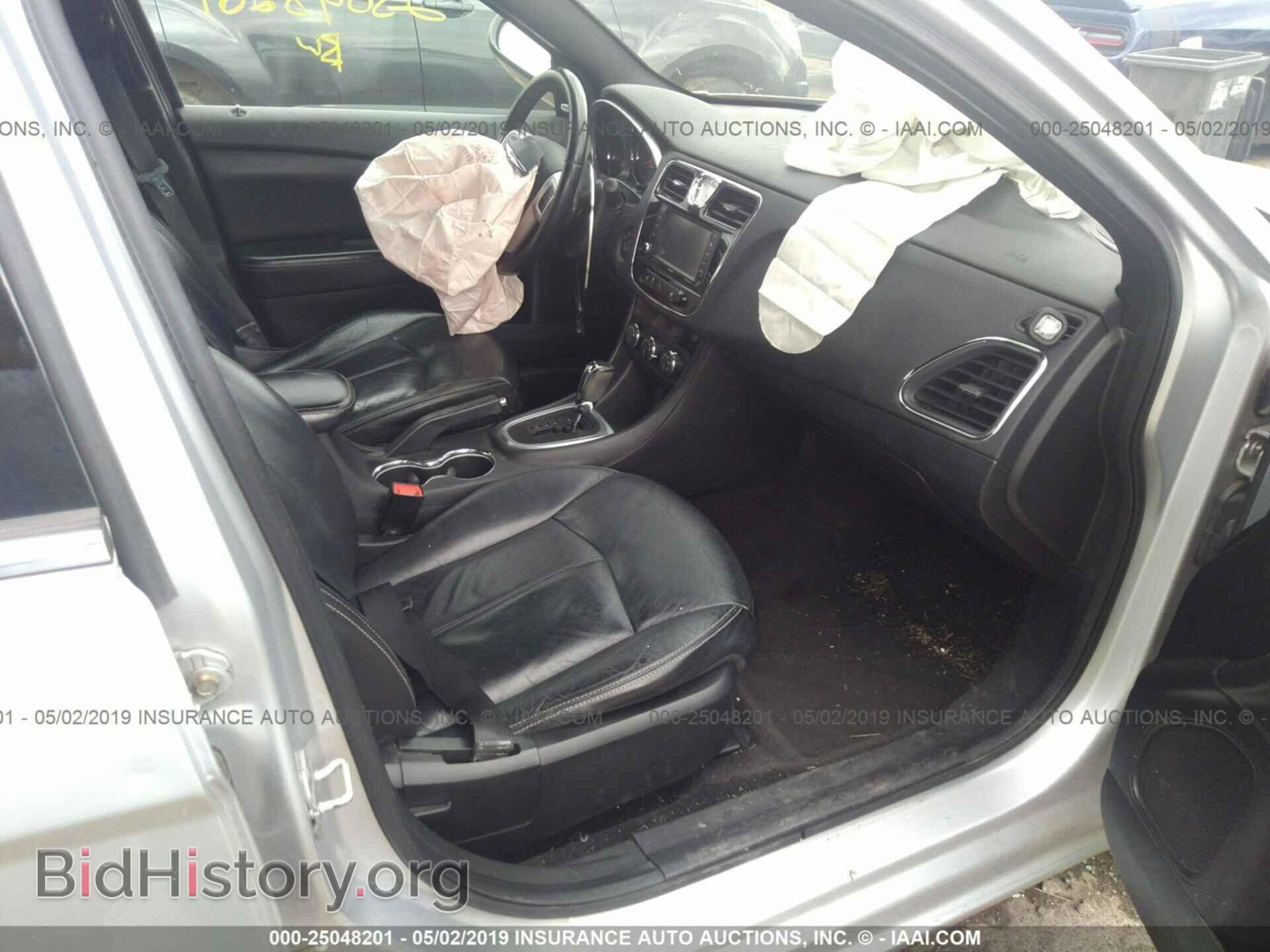 2011 CHRYSLER 200 - VIN: 1C3BC2FB6BN582023 - Фото 5